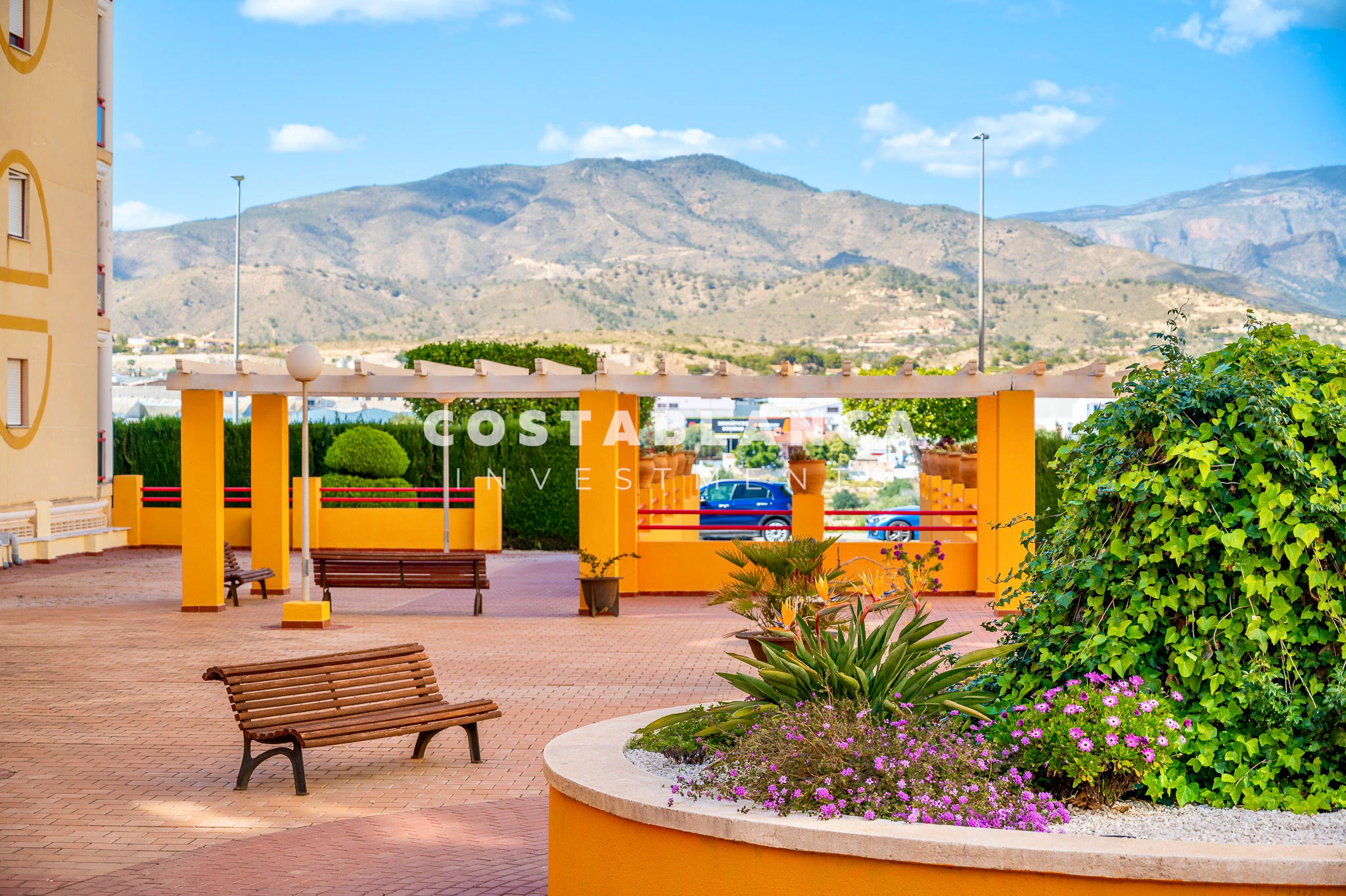 Well Located Apartment Near the Beach with Excellent Rental Appeal for sale in Villajoyosa