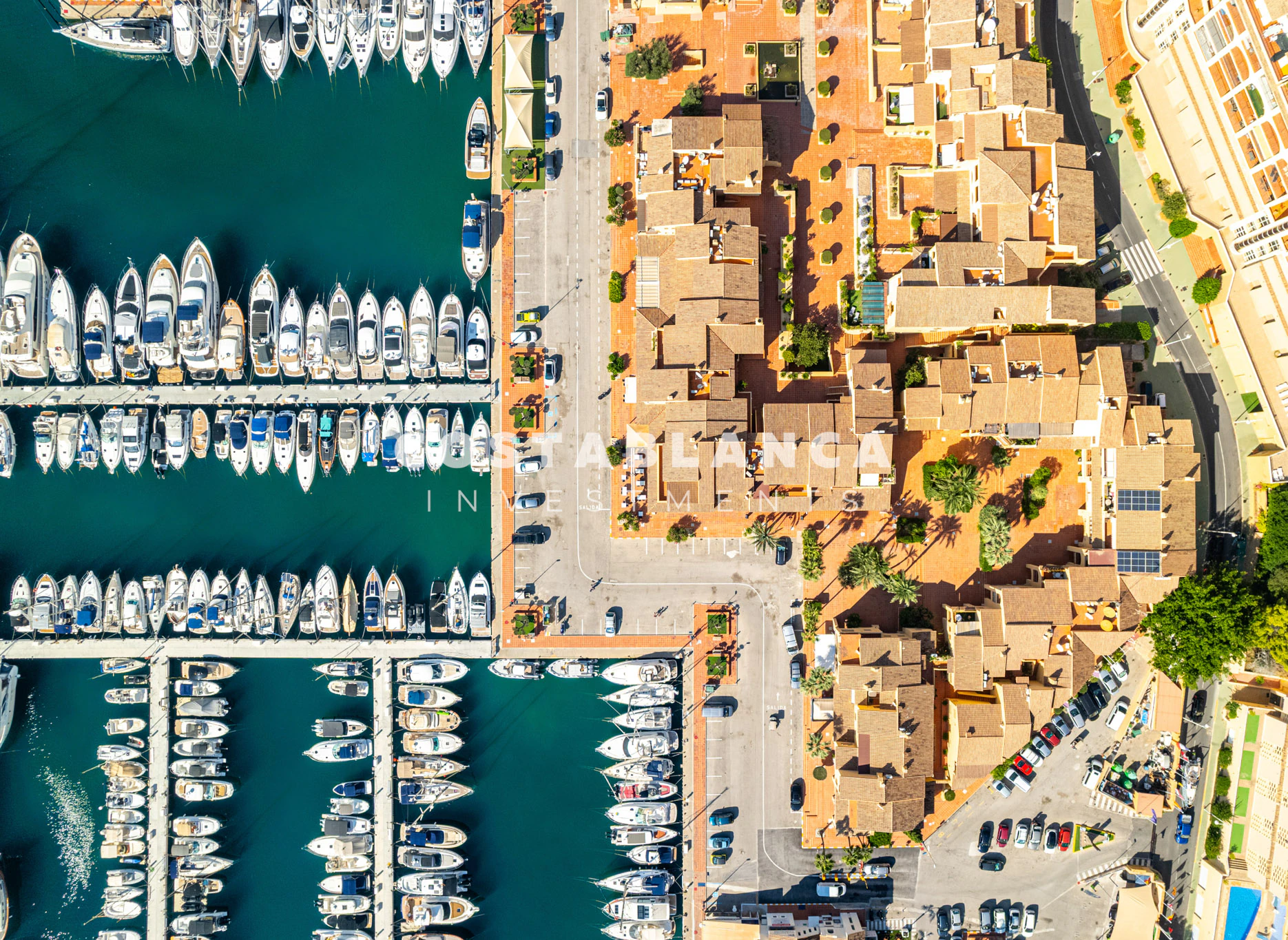 Gerestaureerd Appartement met Uitzicht op Zee in Mascarat Haven Altea