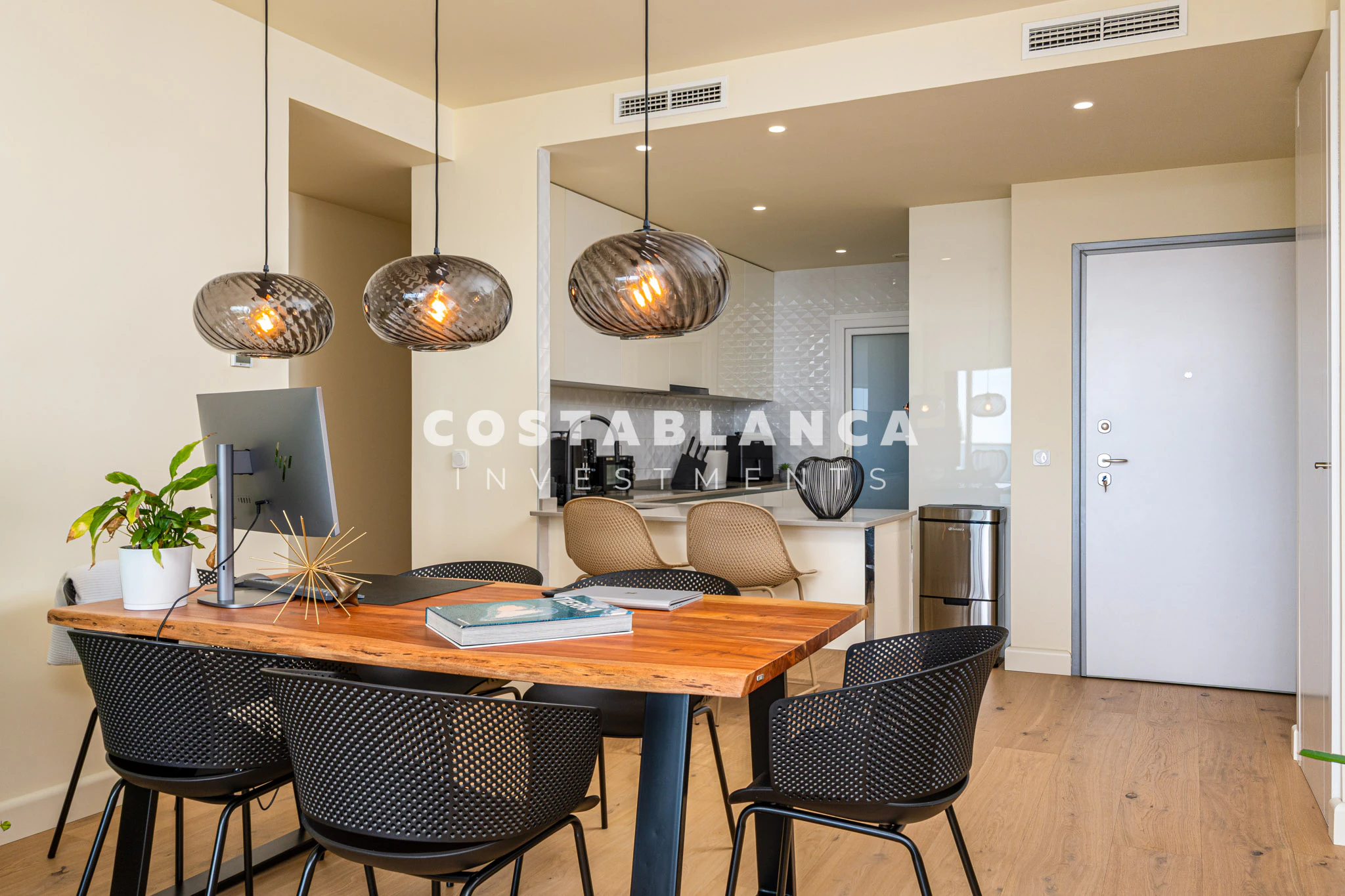 Moderne Luxuswohnung mit Meerblick zum Verkauf in Sunset Drive, Benidorm