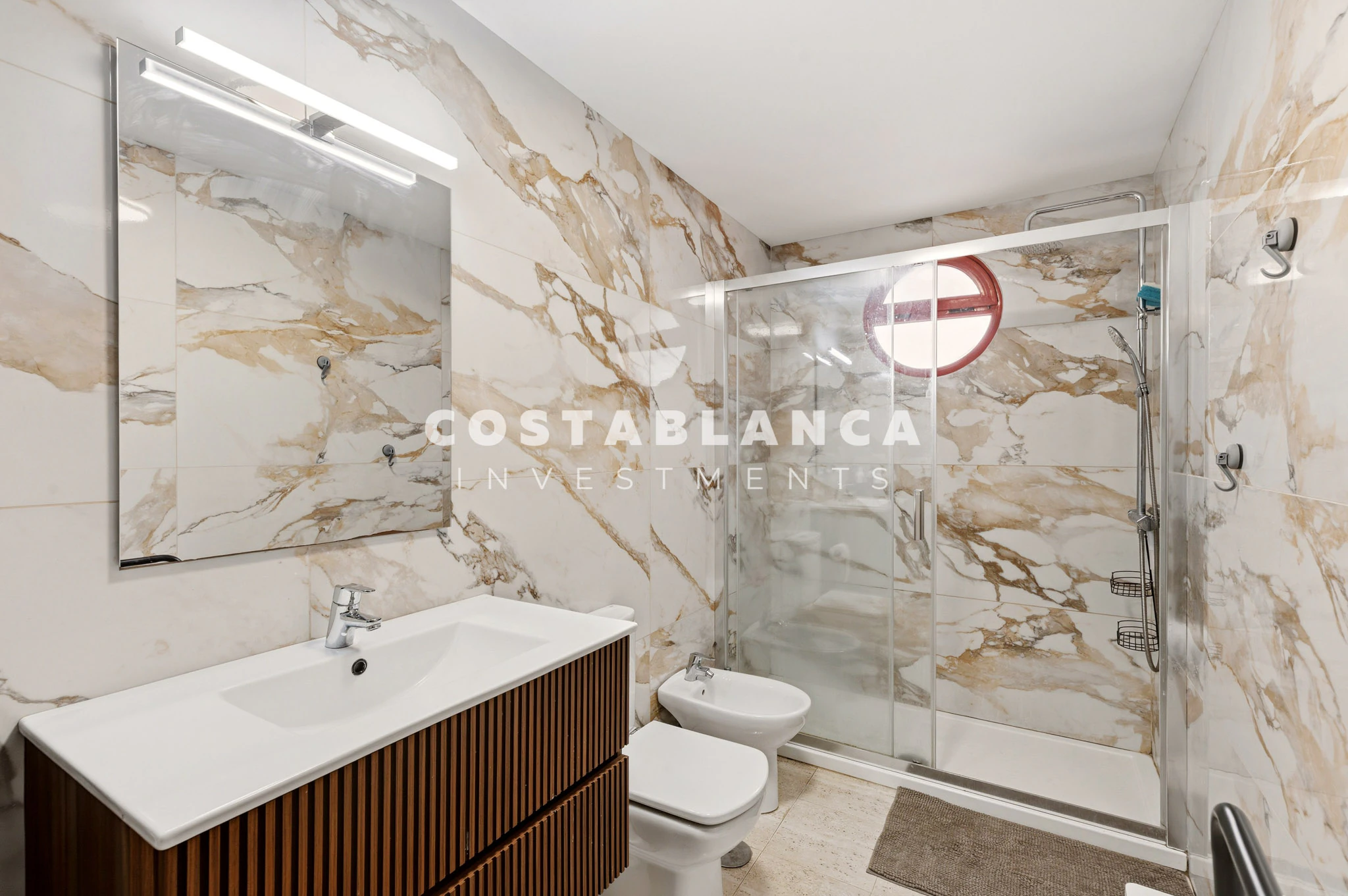 Well Located Apartment Near the Beach with Excellent Rental Appeal for sale in Villajoyosa