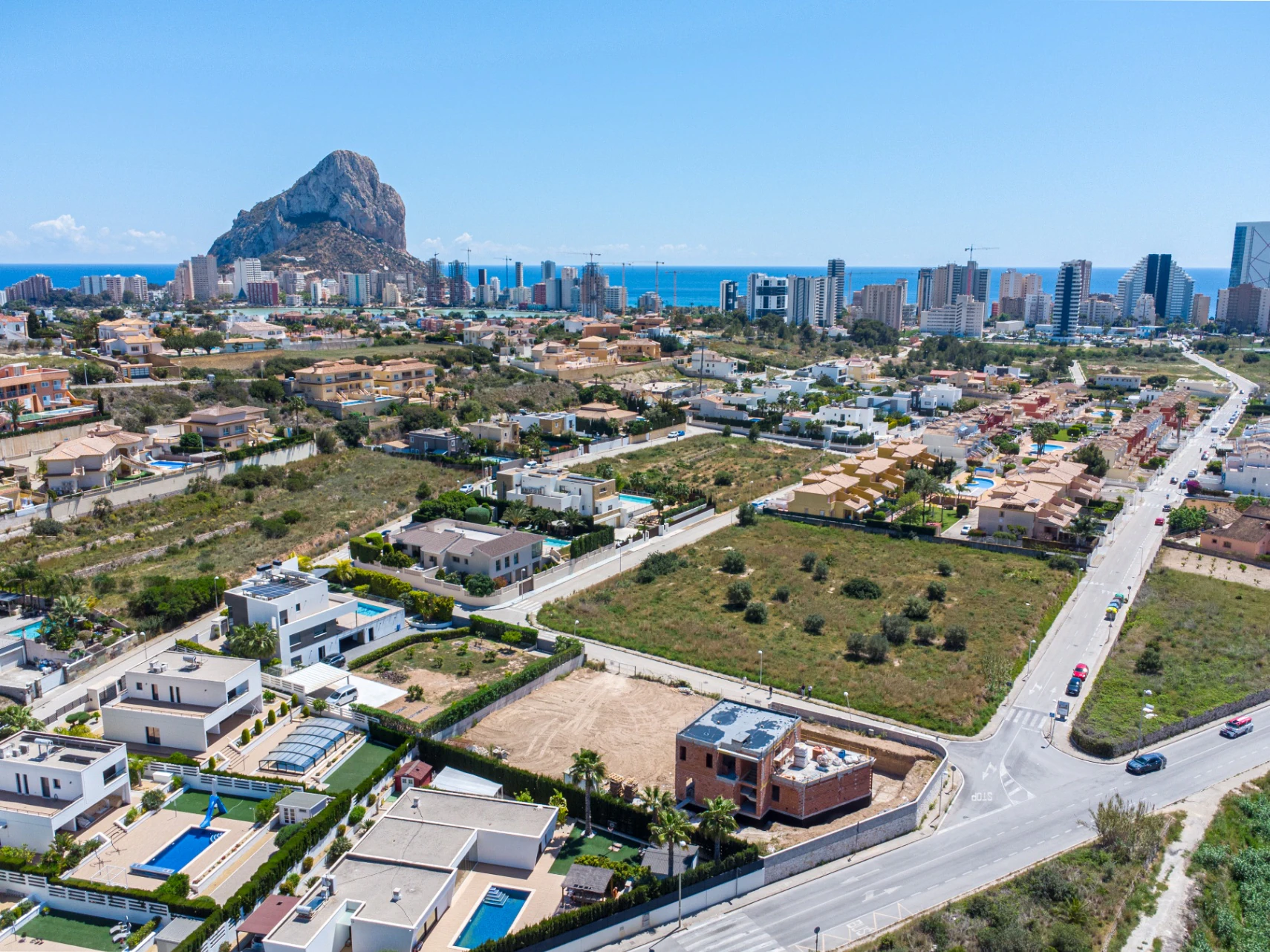 New Build South-Facing Villa for Sale in Calpe with Pool, Garage & Iconic Views of Peñón de Ifach