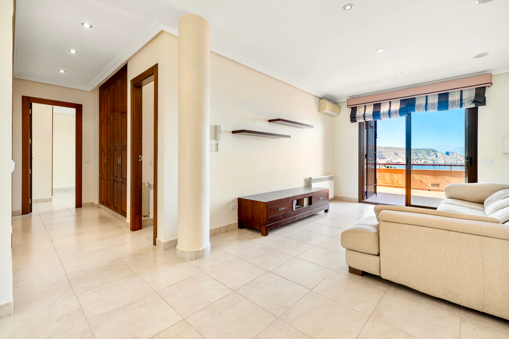 Villa méditerranéenne à vendre à La Olla, Altea avec une vue imprenable sur la mer