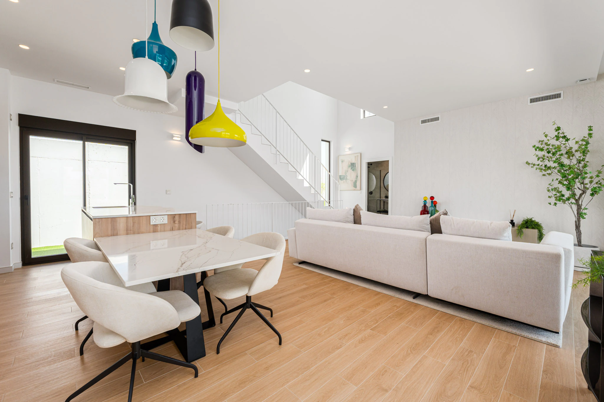 New Build Modern Villa for Sale in Finestrat with Mountain Views - Completion Date: December 2025