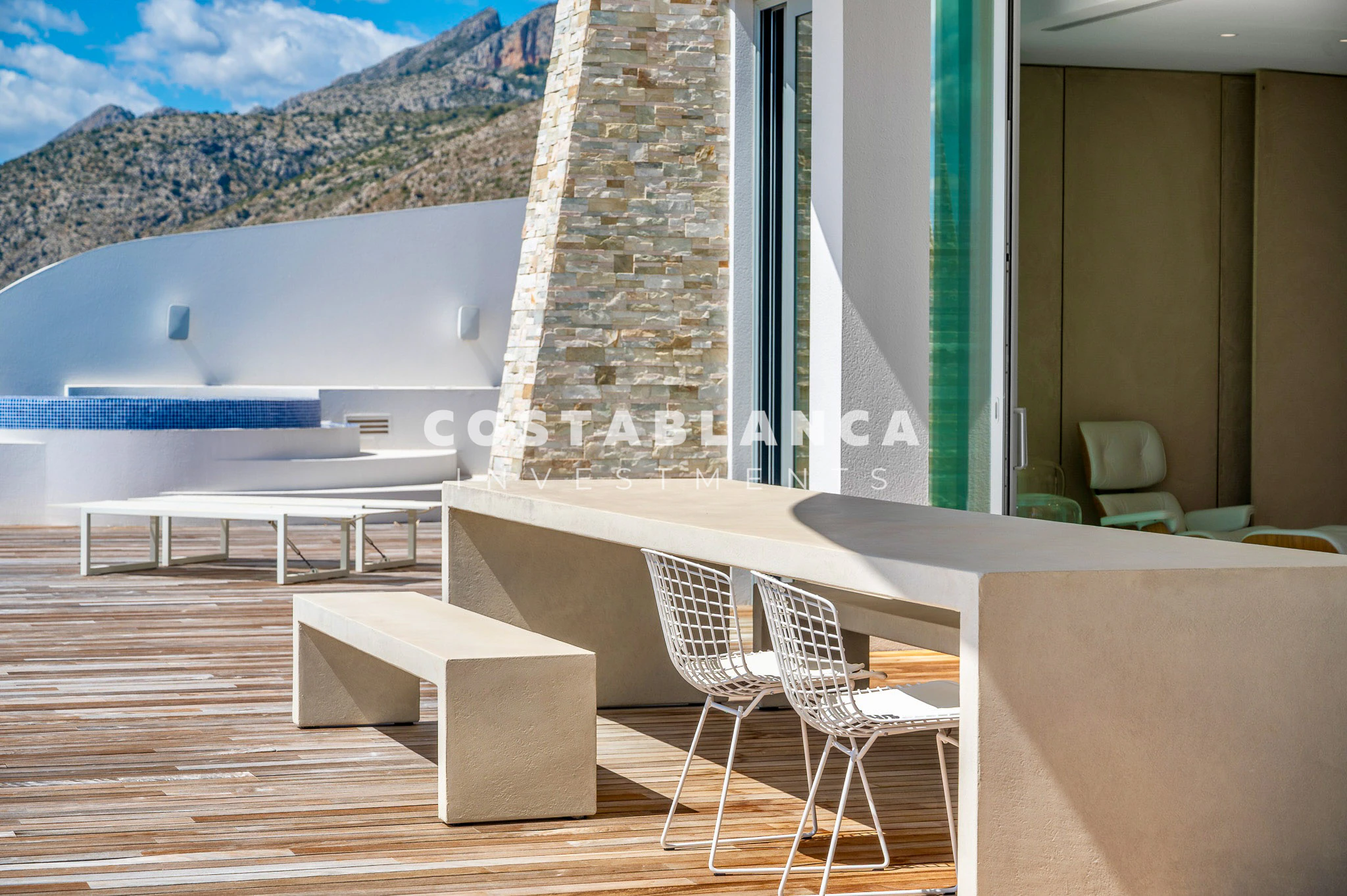 Luxury Penthouse with Panoramic Sea & Mountain Views for sale in Altea La Vella