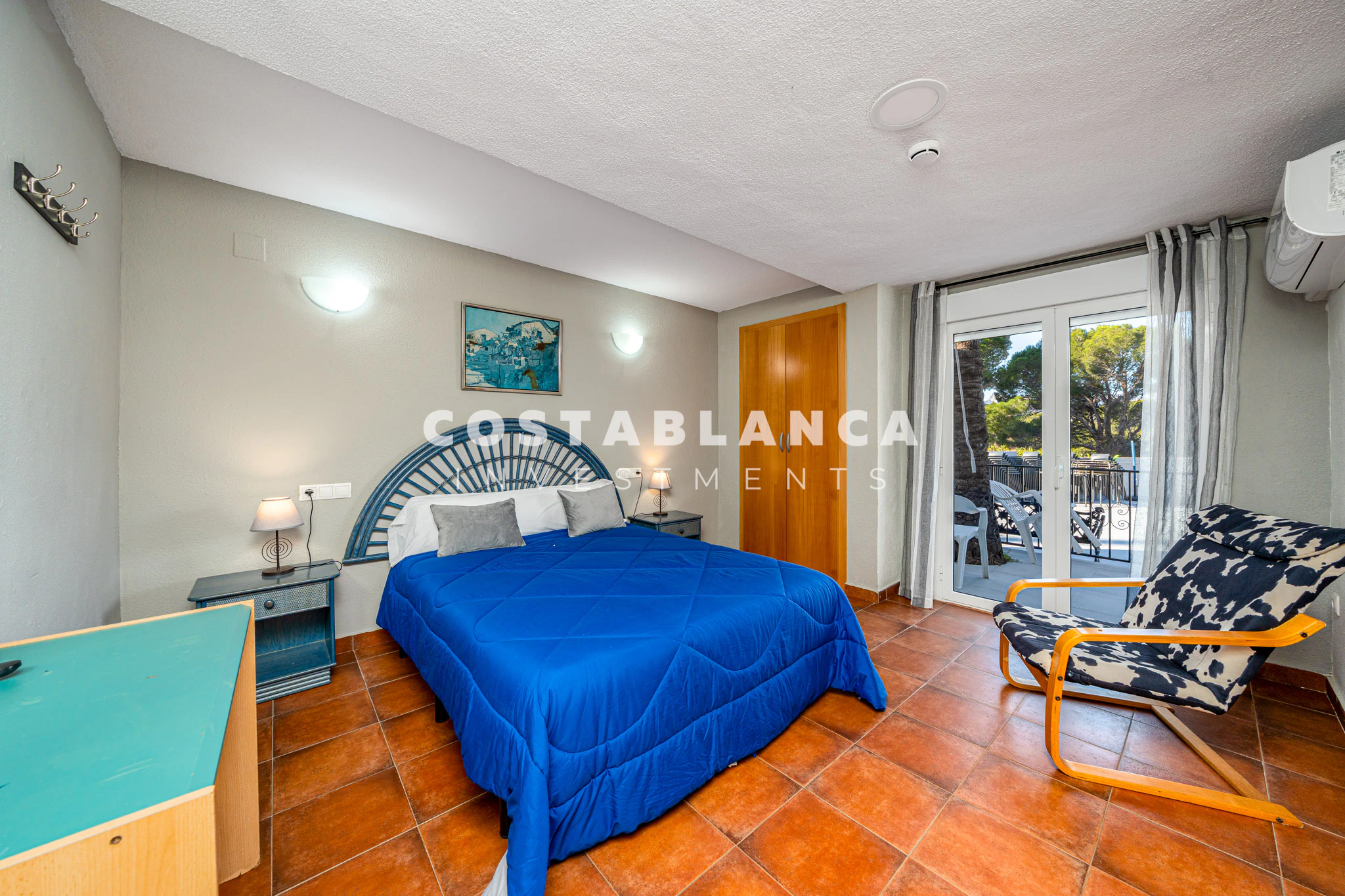 Centrally Located Hotel with Sea Views and Apartment Conversion Opportunity for sale in Altea