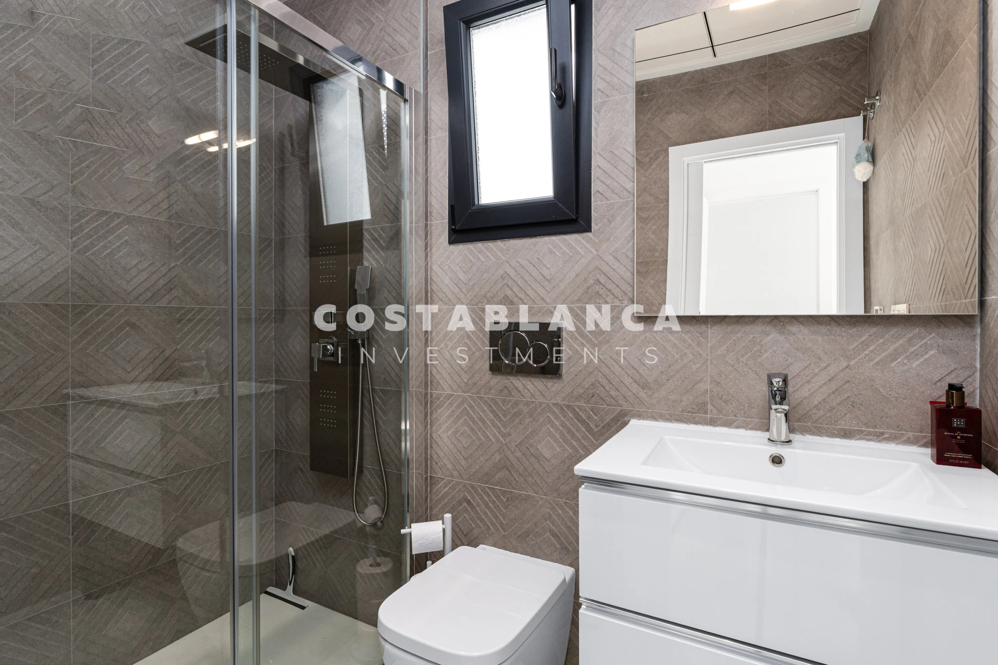 Modern Semi-Detached Villa for sale in Polop