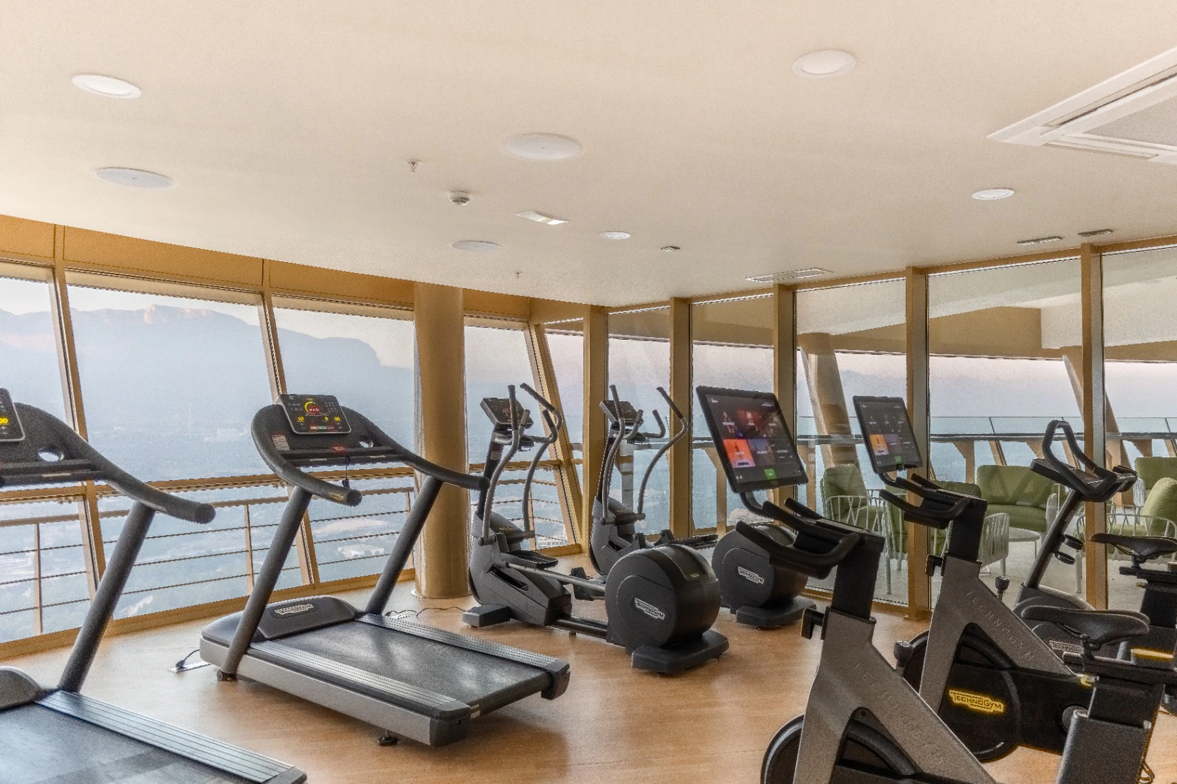 43. Etage Residence mit Meer- und Bergblick zu verkaufen in Benidorm