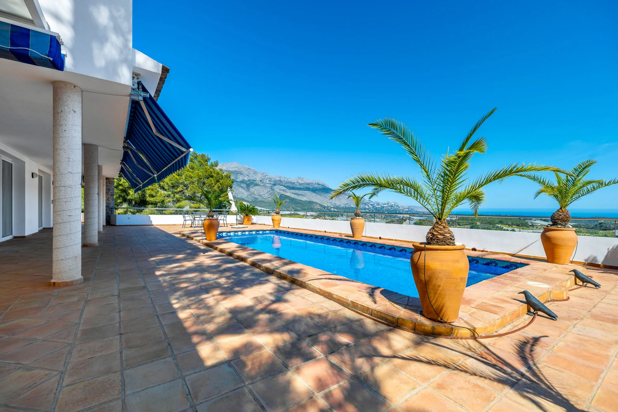 Stunning Villa Retreat Surrounded by Nature with Breathtaking Open Views for Sale In Callosa