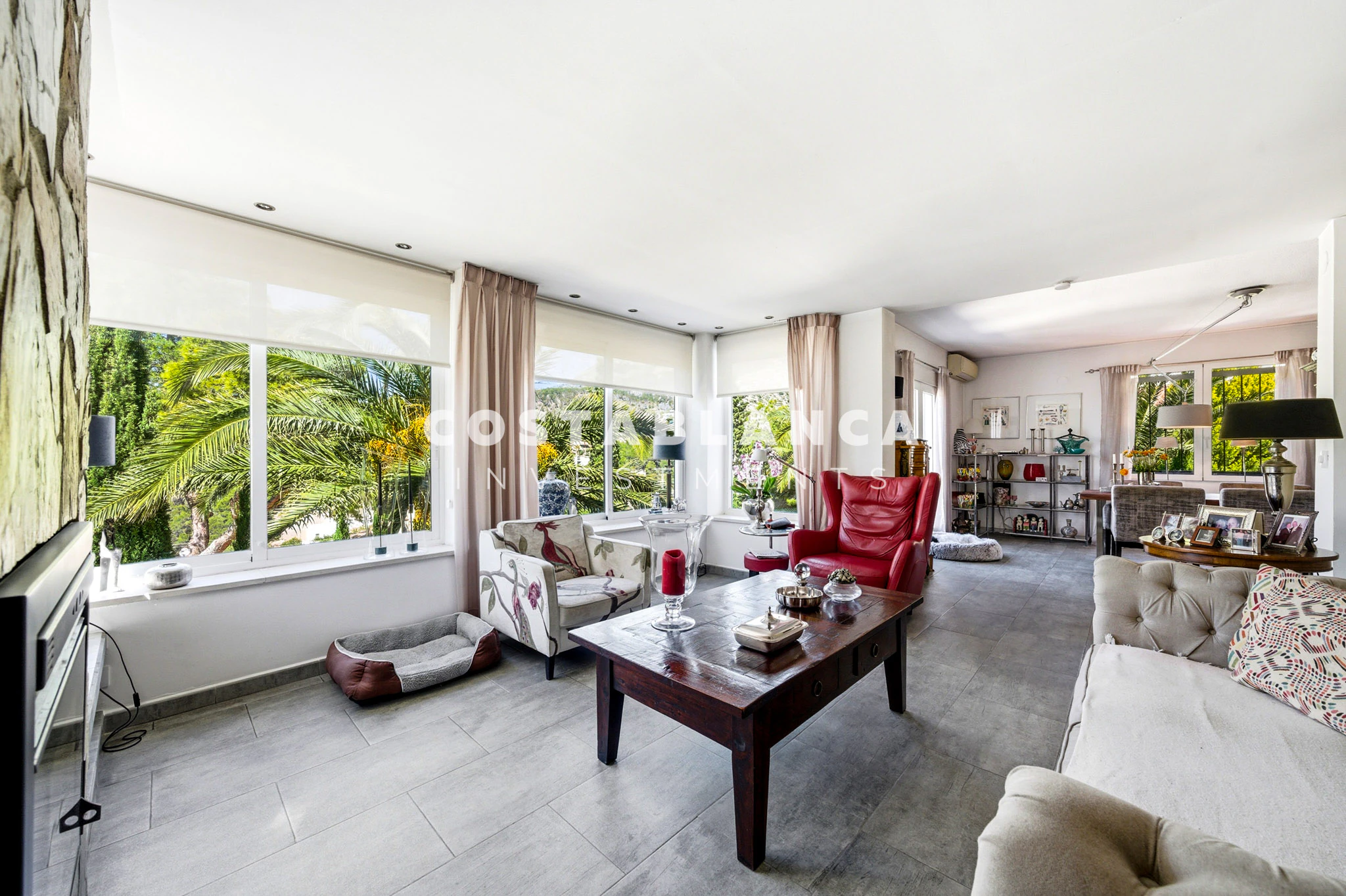 Peaceful Mediterranean Villa with Flat Plot and Open Views for sale in Altea