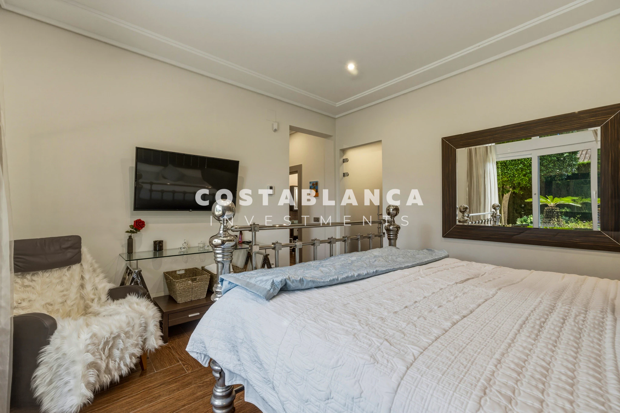 Hermosa Villa en Calpe con Piscina y vistas a la Montaña