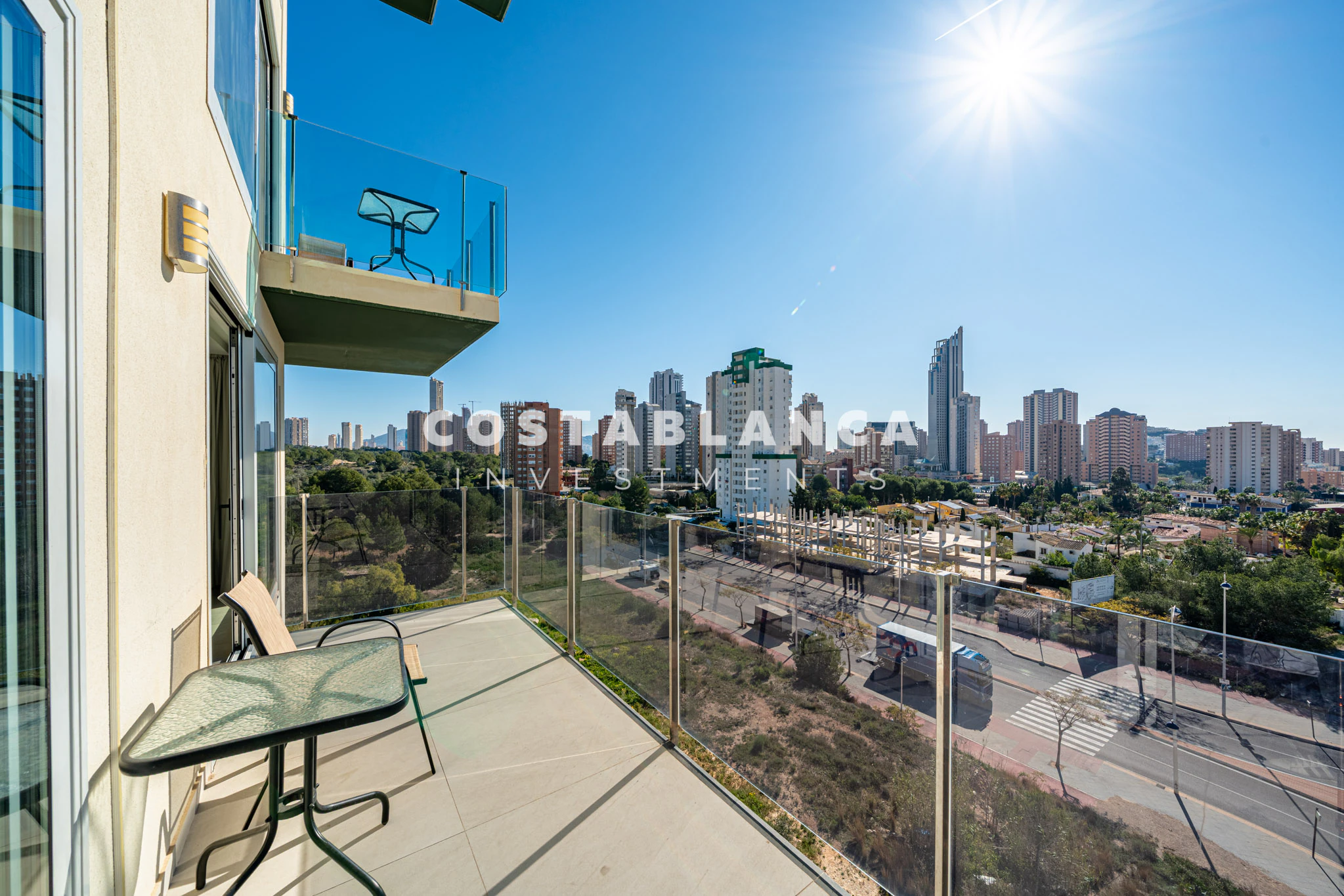 Modern 5th Floor Apartment with Pools, Sauna and Jacuzzi for sale in Finestrat