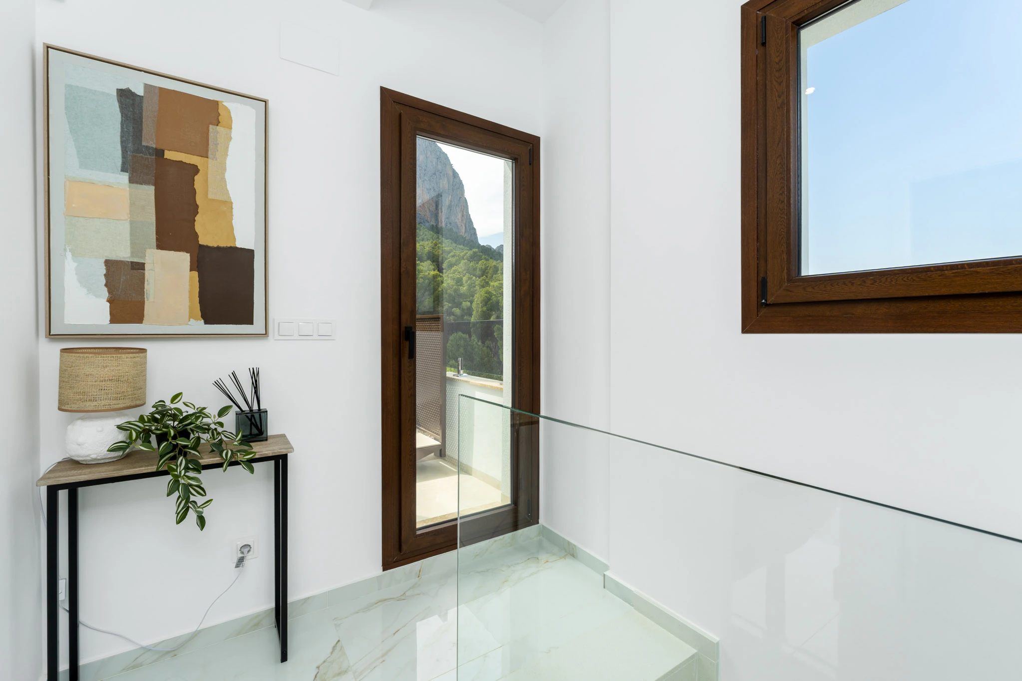 Neubau Moderne Villa zum Verkauf in Polop mit moderner Architektur