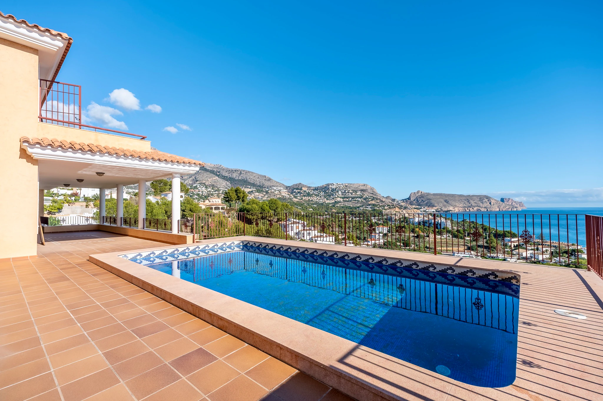 Villa méditerranéenne à vendre à La Olla, Altea avec une vue imprenable sur la mer