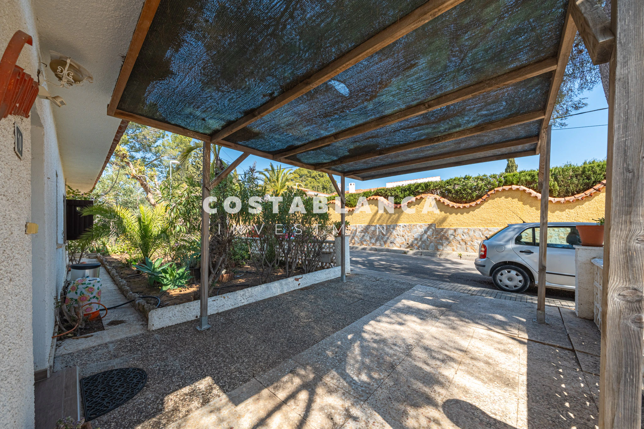 Villa with Double Plot for sale in La Nucía