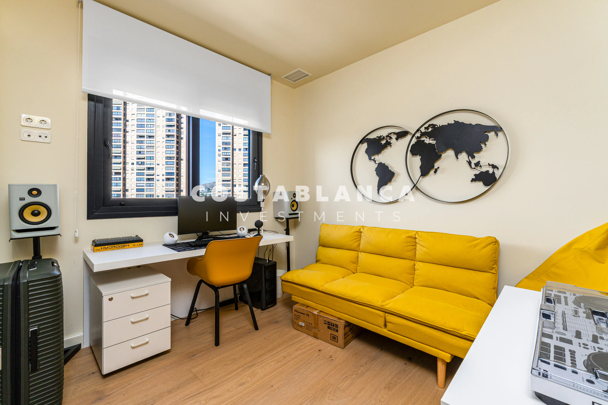Moderne Luxuswohnung mit Meerblick zum Verkauf in Sunset Drive, Benidorm