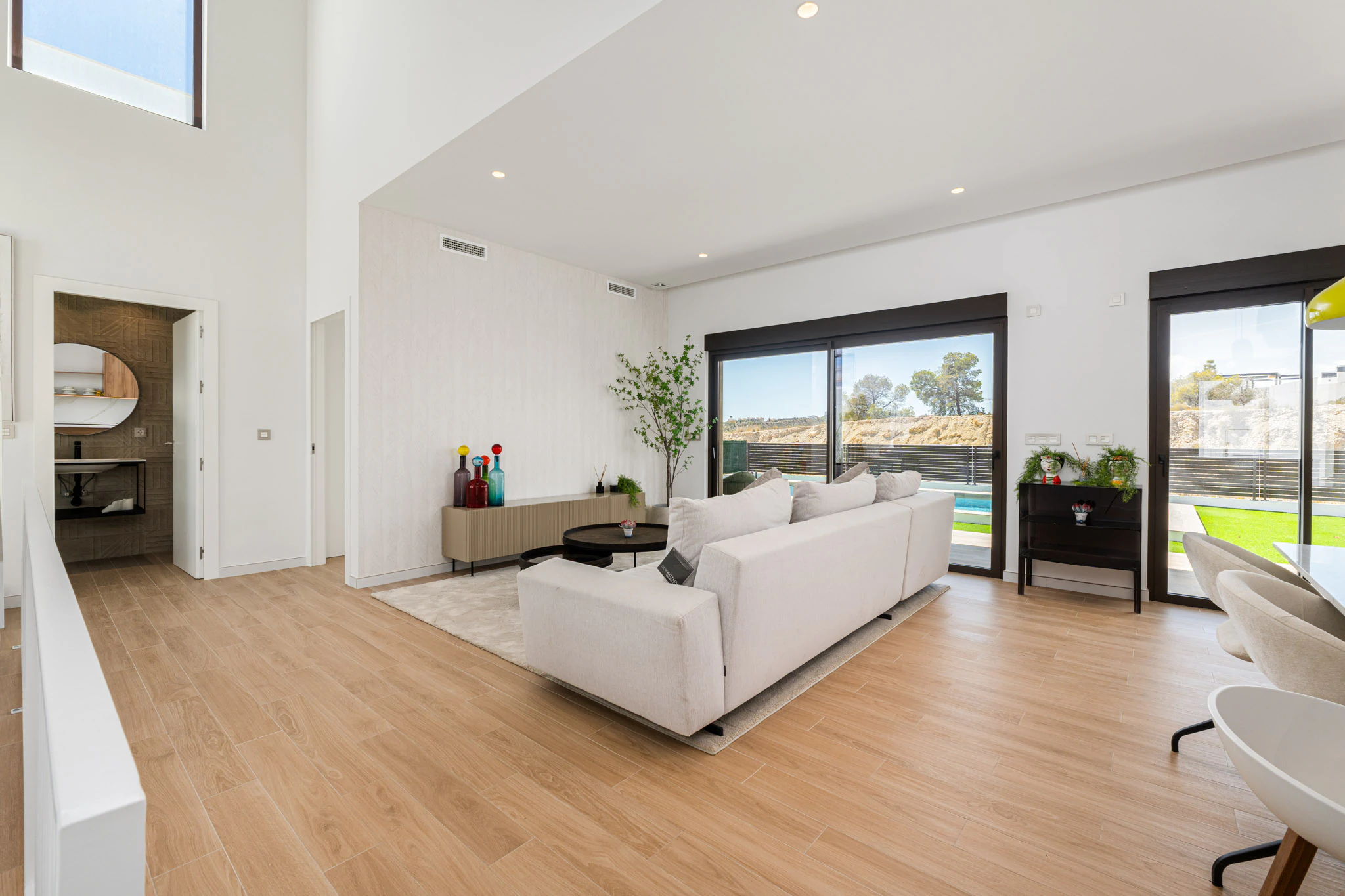 New Build Modern Villa for Sale in Finestrat with Mountain Views - Completion Date: December 2025