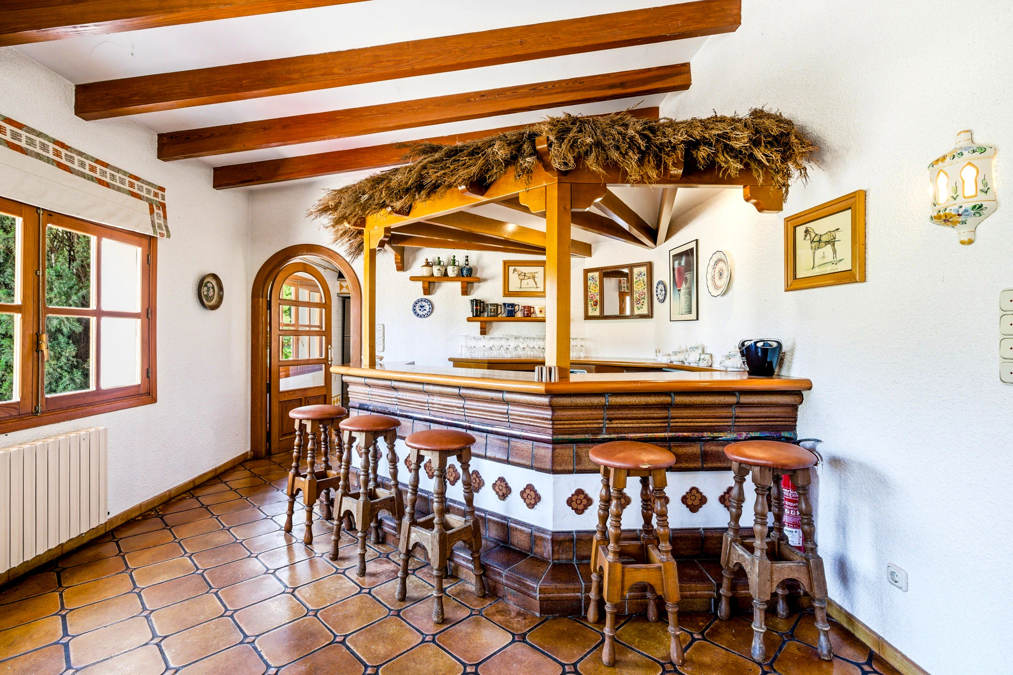 Exclusive Mediterranean Estate with Vineyards and Lakes for sale in Novelda
