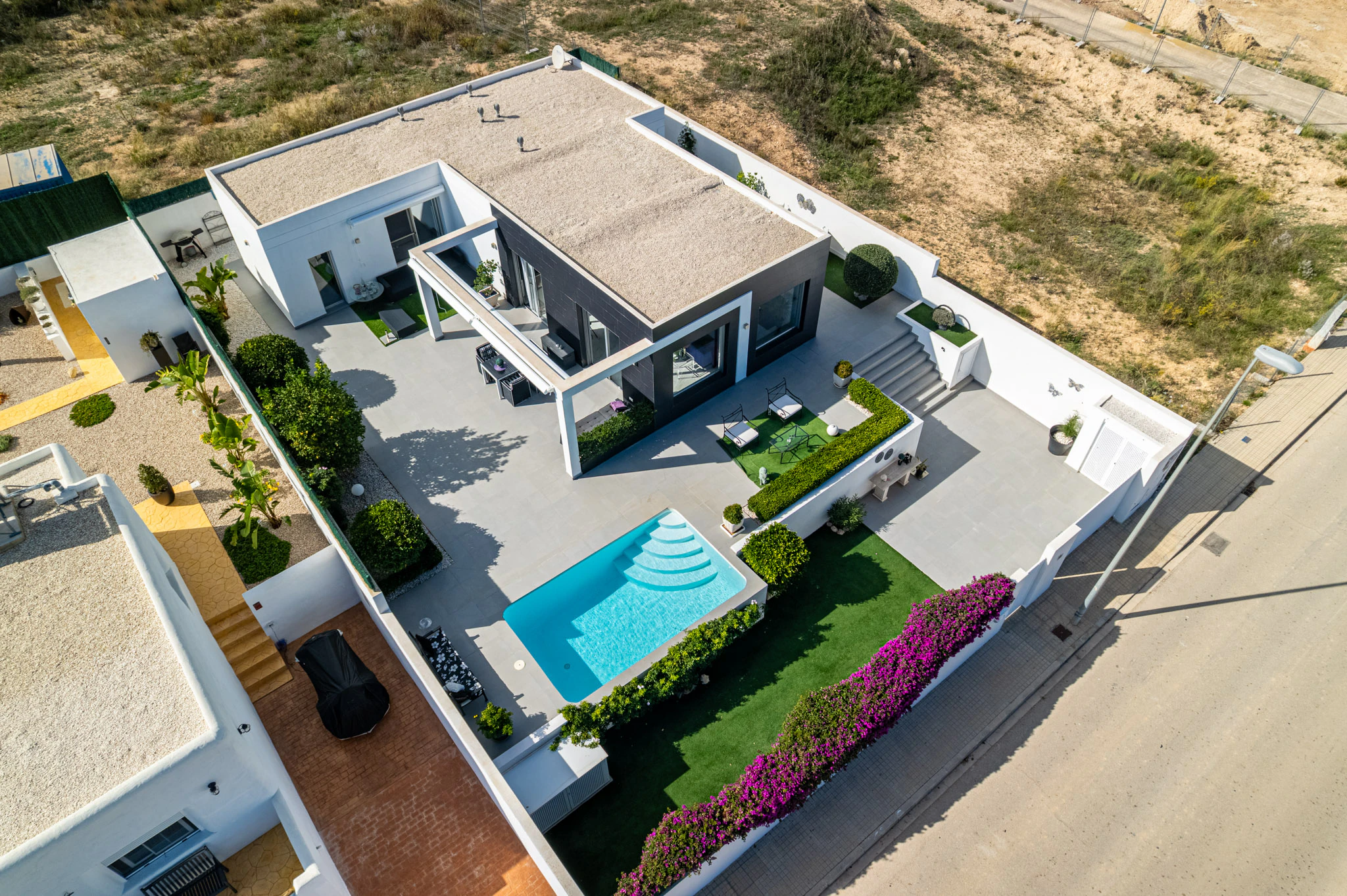Modern OneLevel Villa for sale in Polop with Sea & Mountain Views