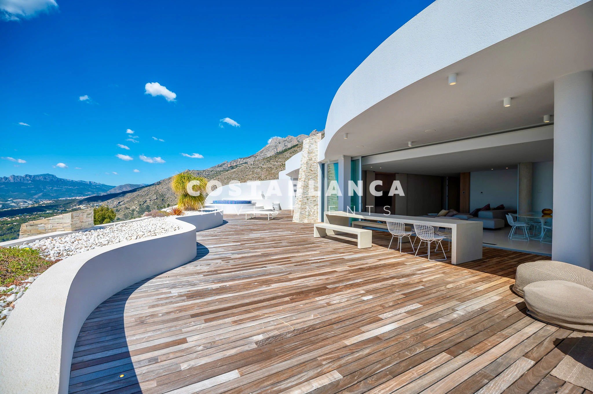 Luxury Penthouse with Panoramic Sea & Mountain Views for sale in Altea La Vella