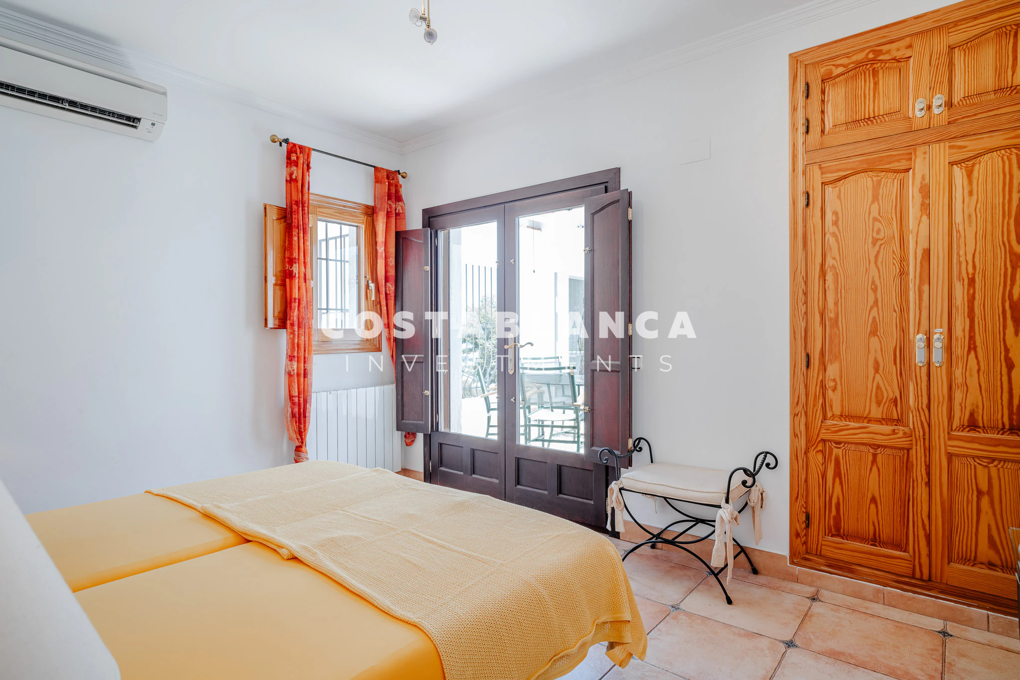 Double Plot Luxury with Uninterrupted Green Zone and Sea Views for sale in Javea