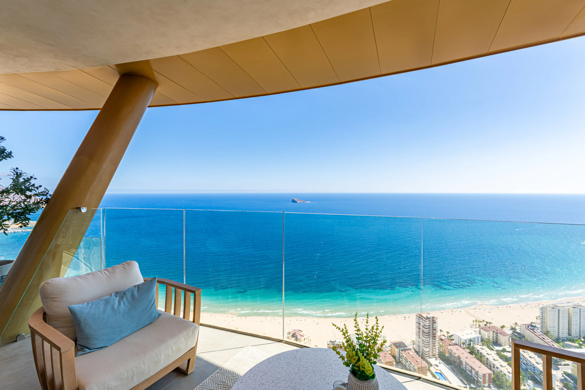 43. Etage Residence mit Meer- und Bergblick zu verkaufen in Benidorm