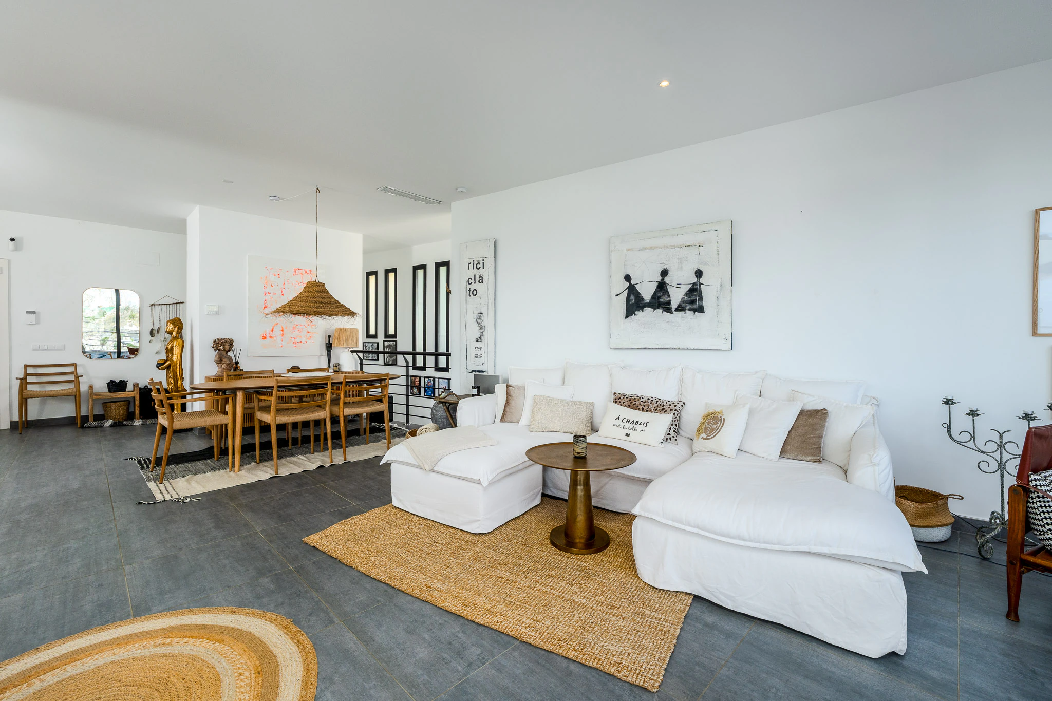 Luxury Villa in Altea with open views and High-End Finishes