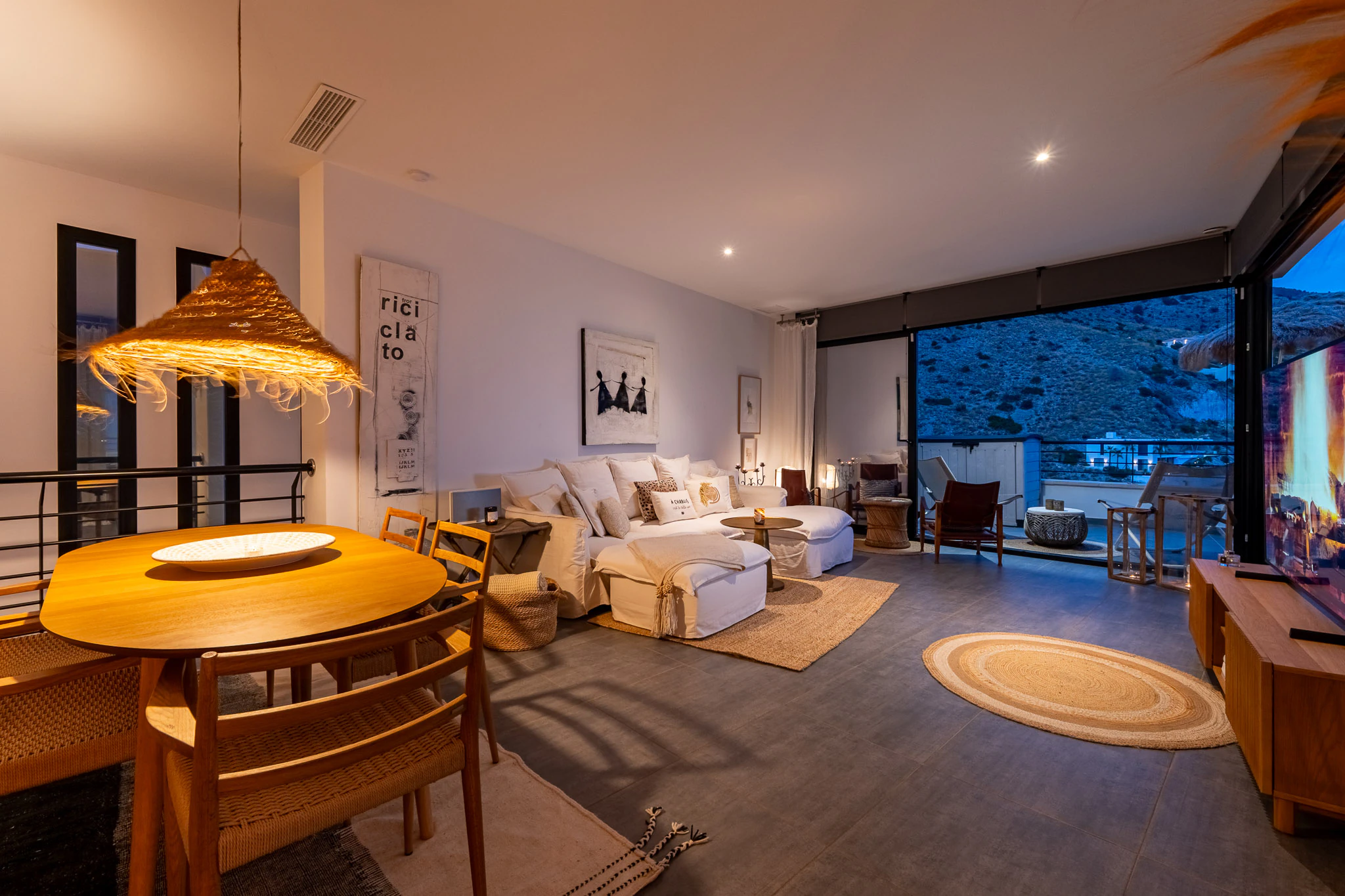 Luxury Villa in Altea with open views and High-End Finishes