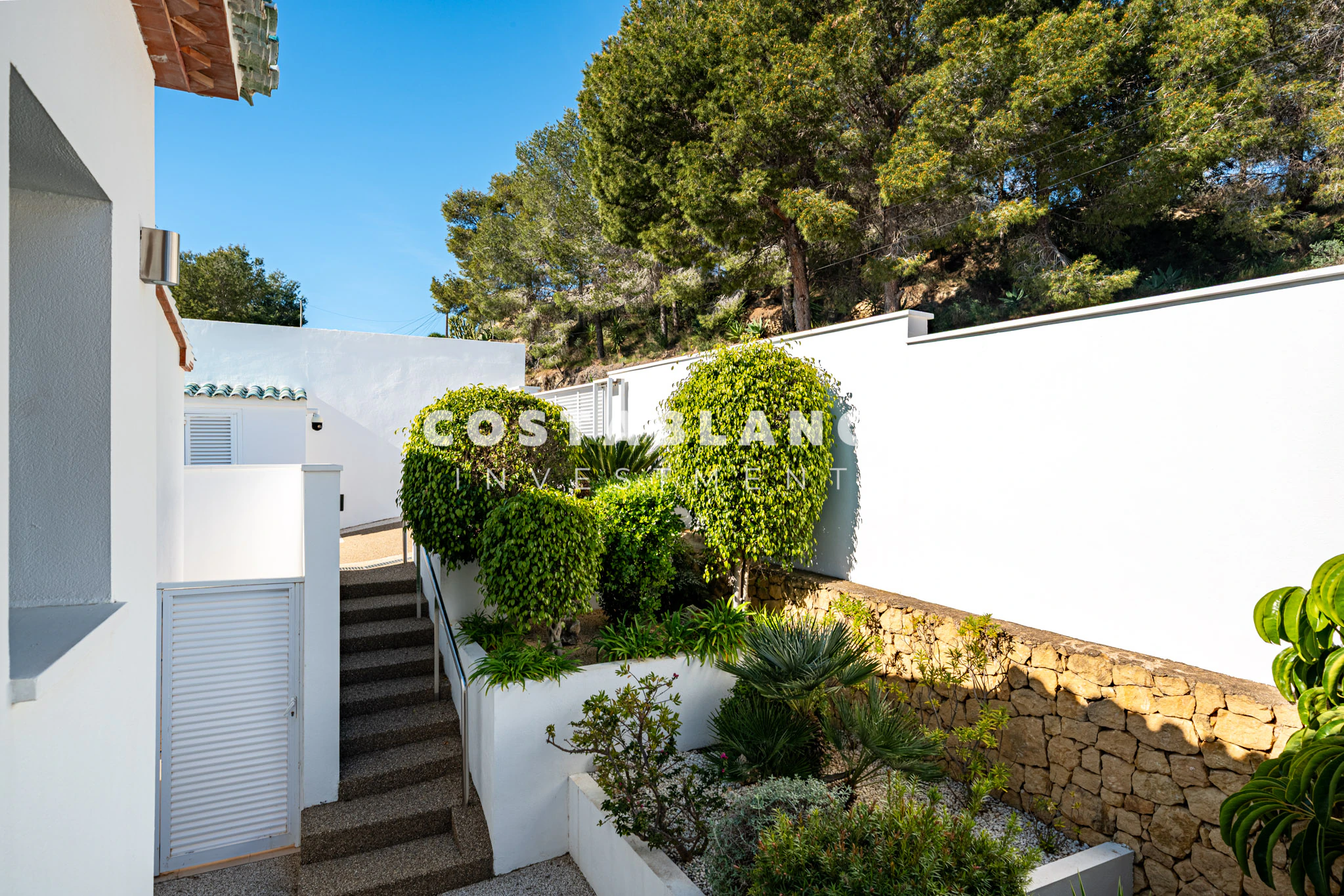 Impressive Villa with Panoramic Sea Views for sale in Calpe