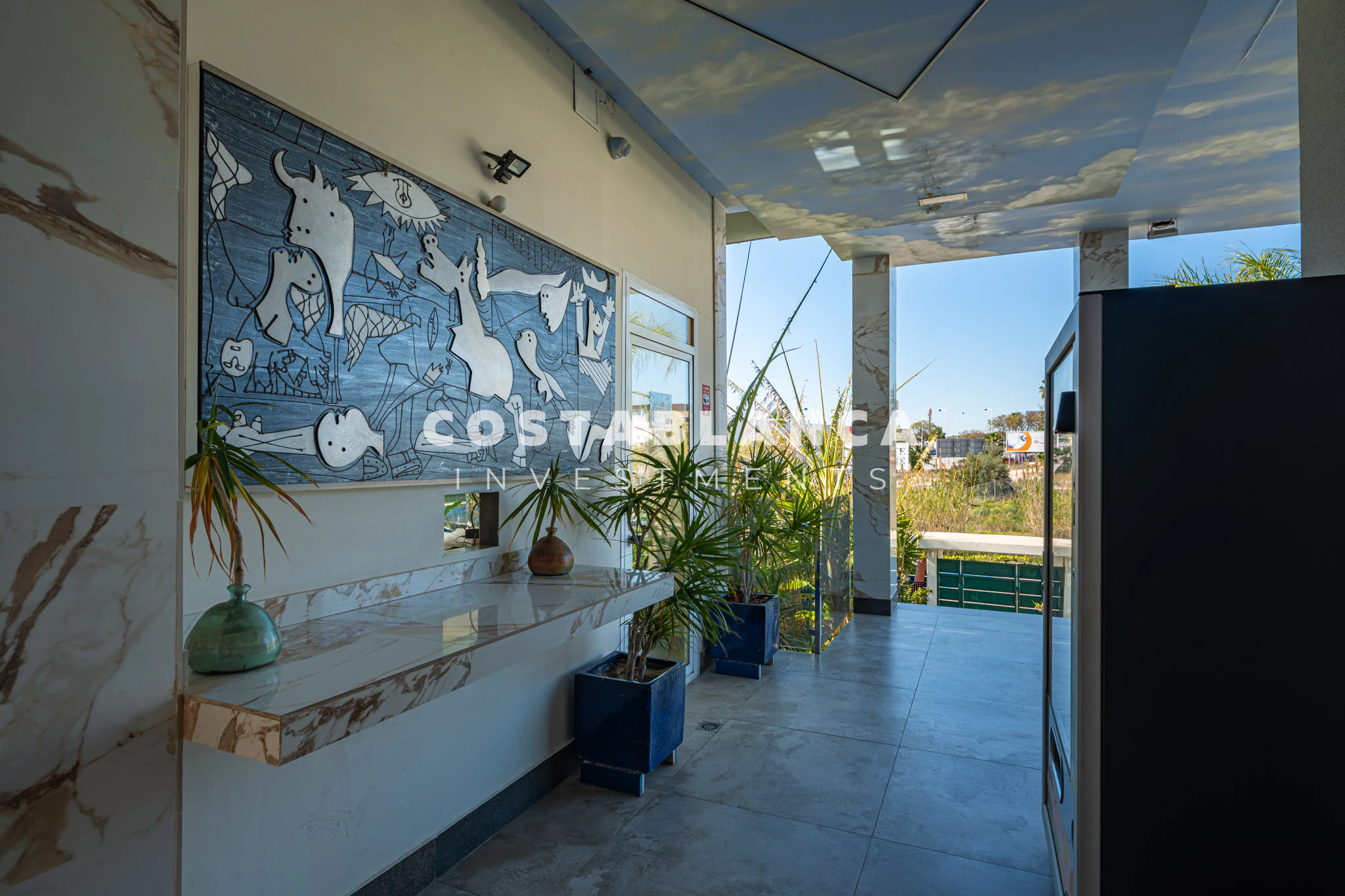 Modern 5th Floor Apartment with Pools, Sauna and Jacuzzi for sale in Finestrat