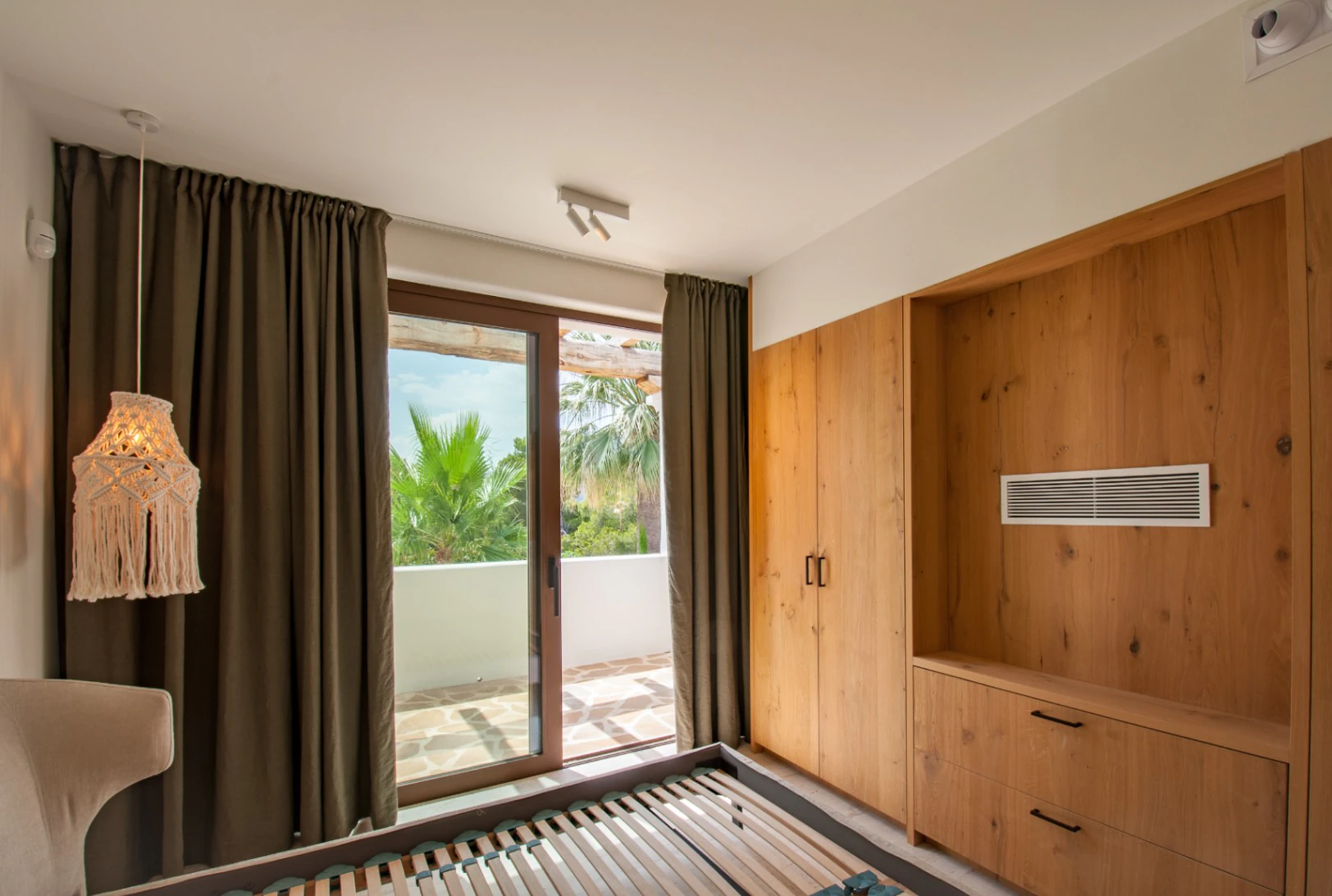 Luxe designvilla te koop in San Jaime – Benissa