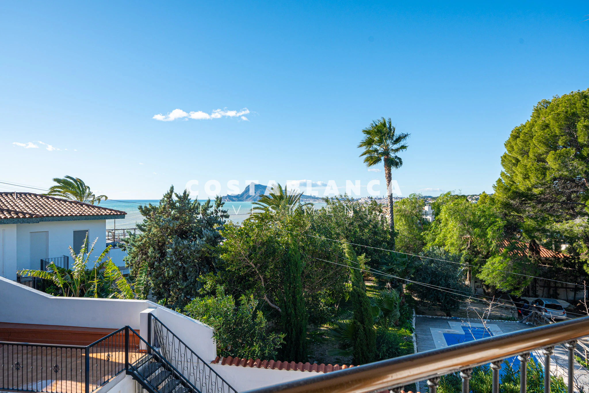 Centrally Located Hotel with Sea Views and Apartment Conversion Opportunity for sale in Altea