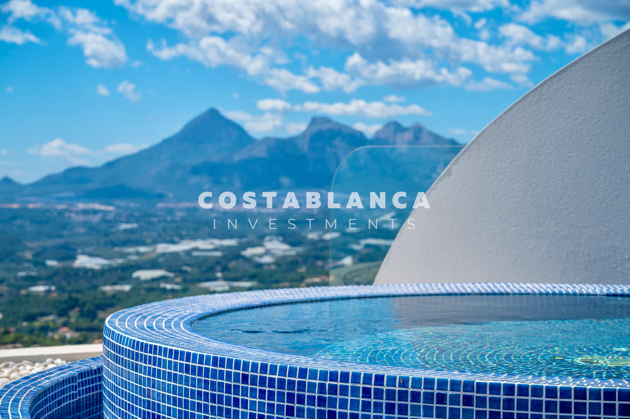Luxury Penthouse with Panoramic Sea & Mountain Views for sale in Altea La Vella