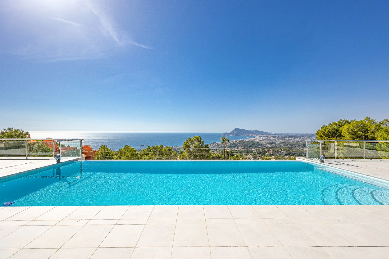 Contemporary Deluxe Residence for Sale in Altea la Vella
