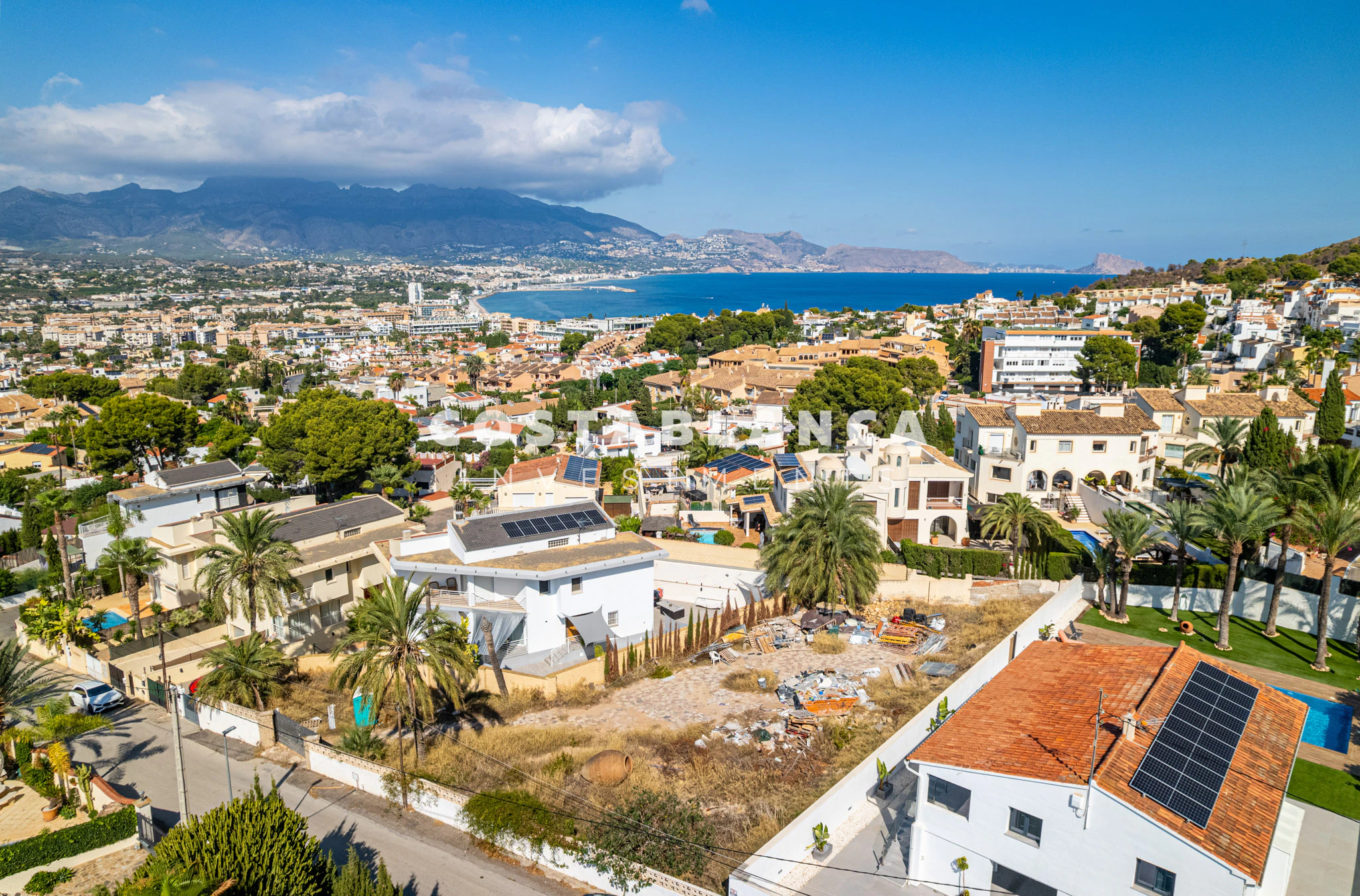 Terreno residencial con vistas al mar en venta en El Albir