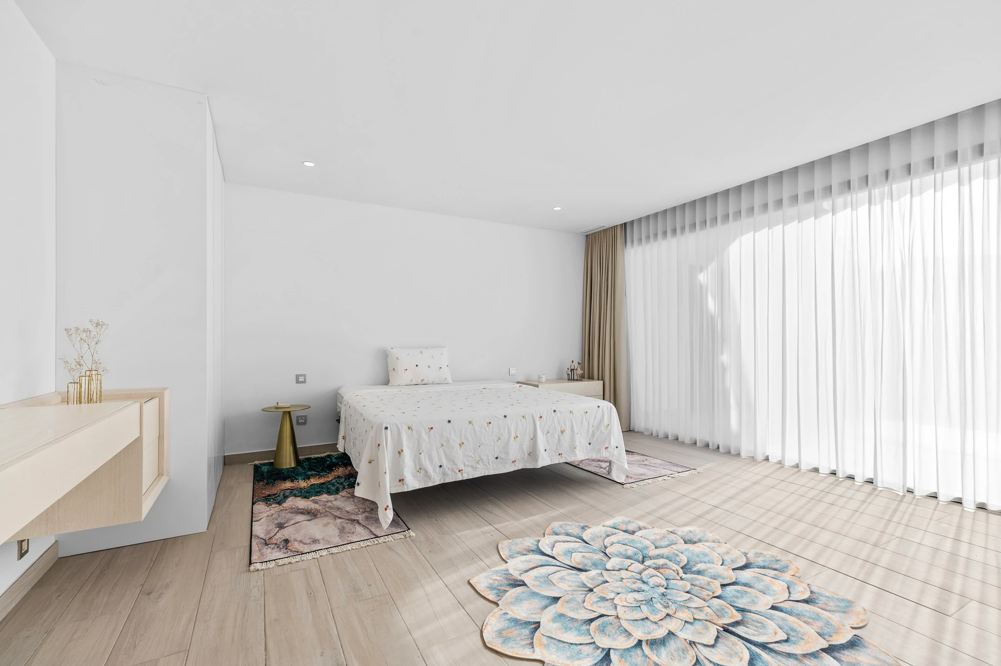 Villa Moderna en Venta en Finestrat con Garaje y Solarium