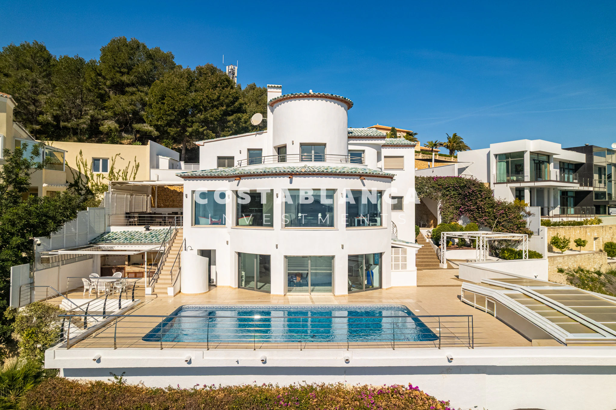 Impressive Villa with Panoramic Sea Views for sale in Calpe