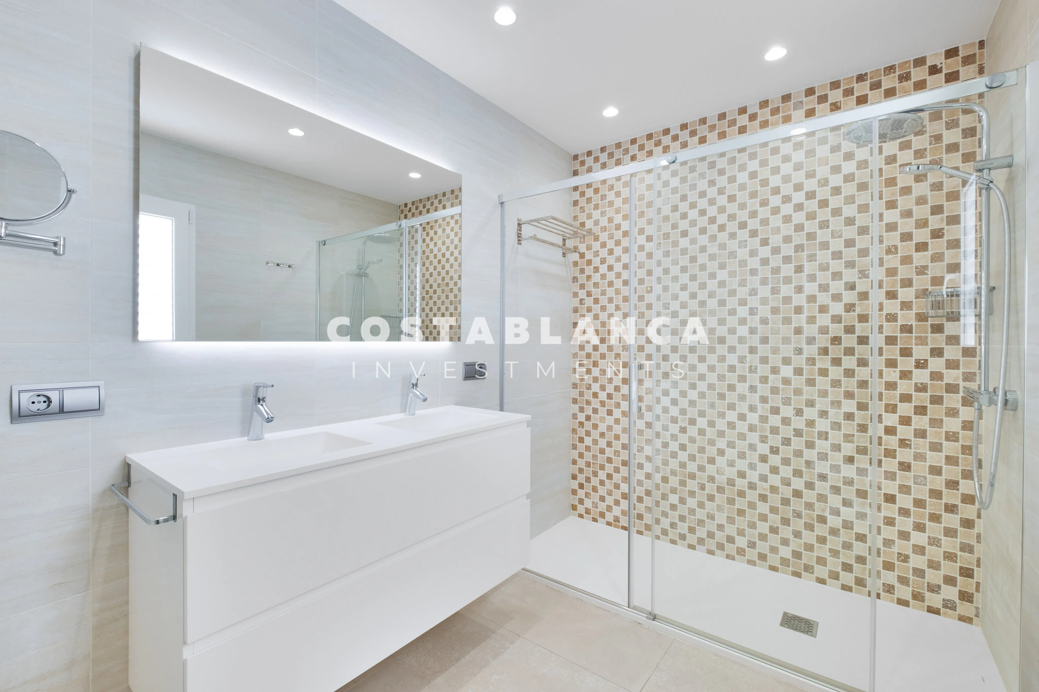 Stunning Move In Ready Villa for sale in Albir