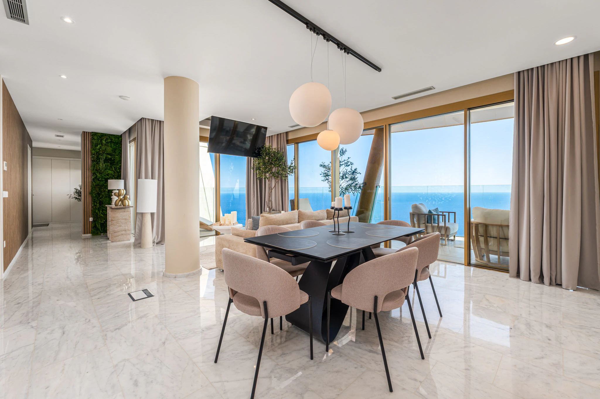 43. Etage Residence mit Meer- und Bergblick zu verkaufen in Benidorm