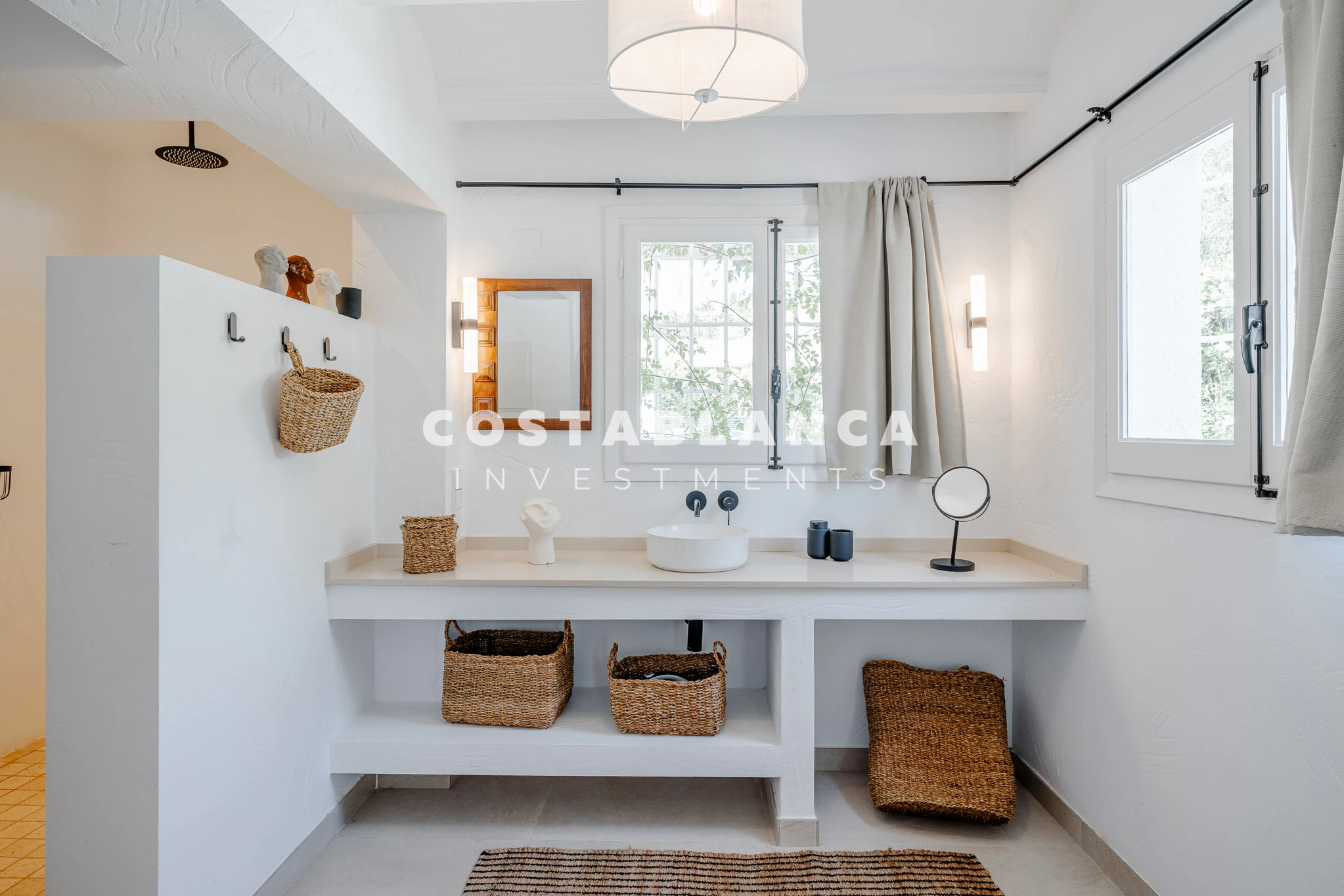 Single Level Luxury Living Near the Sea for sale in Benissa