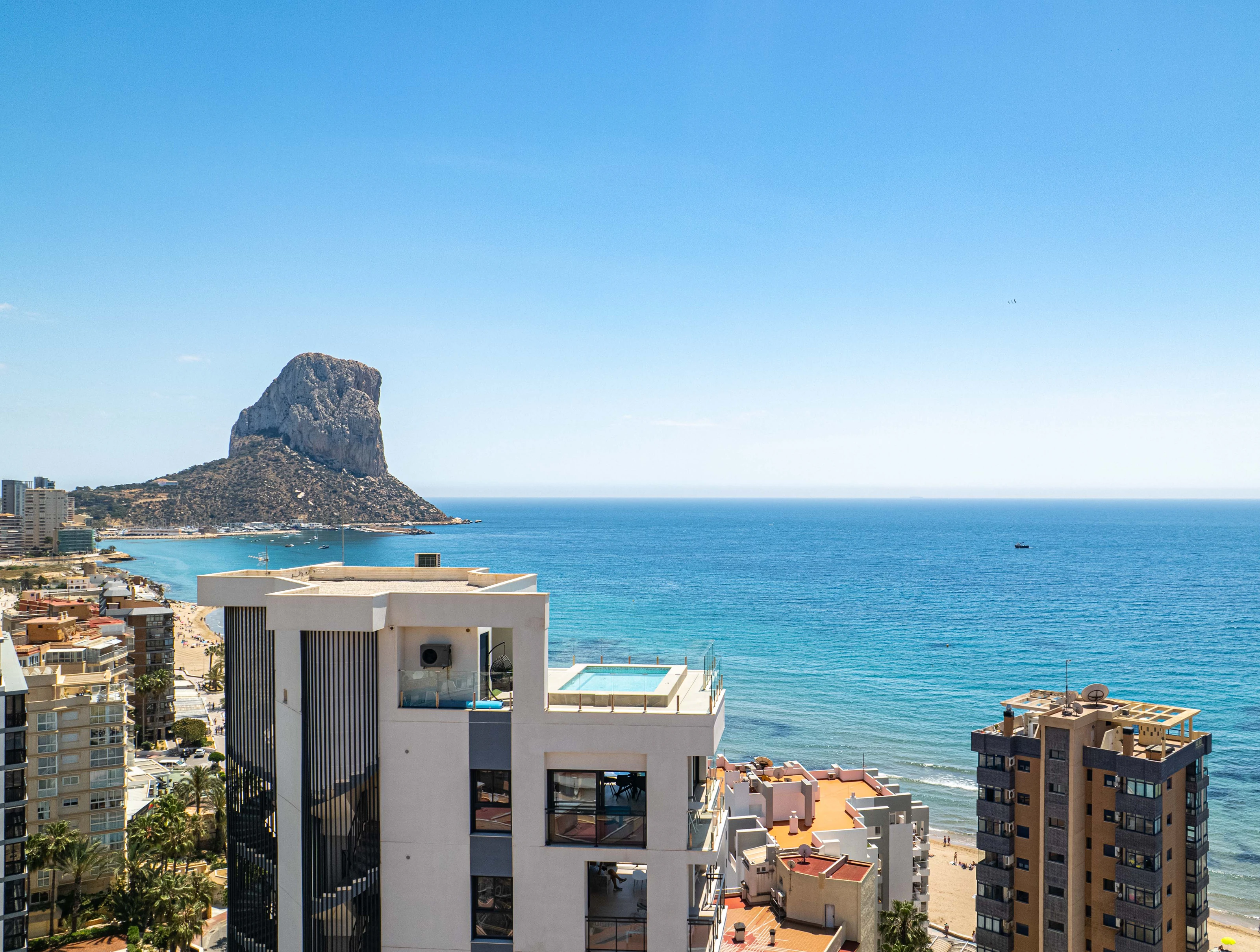 Exceptional Penthouse with 360º Views, Private Pool & Jacuzzi for sale in Calpe