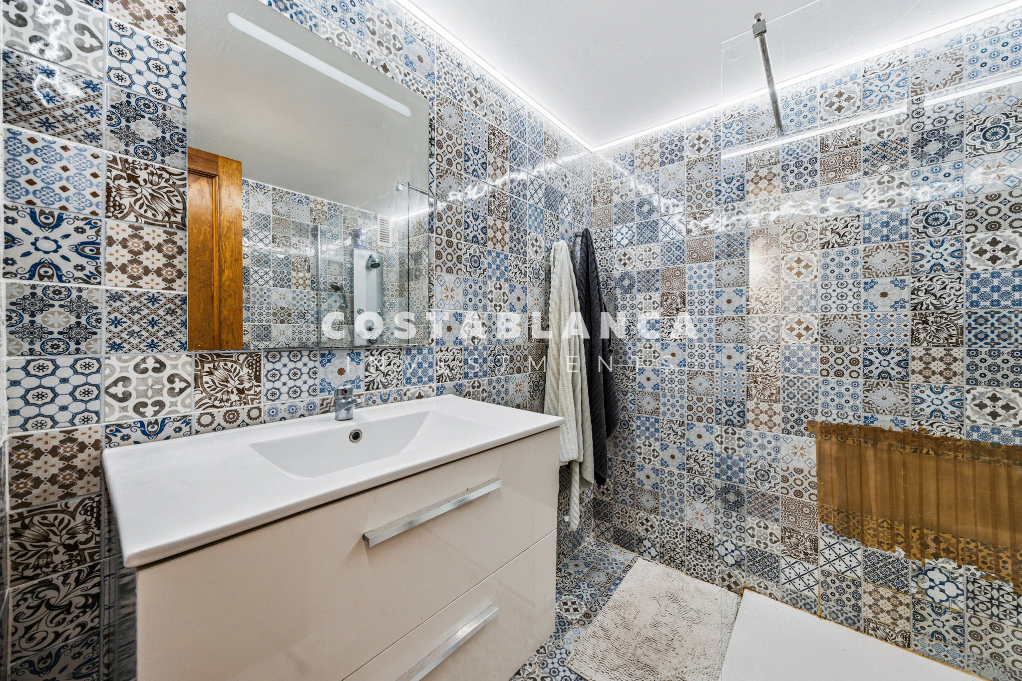 Gerestaureerd Appartement met Uitzicht op Zee in Mascarat Haven Altea