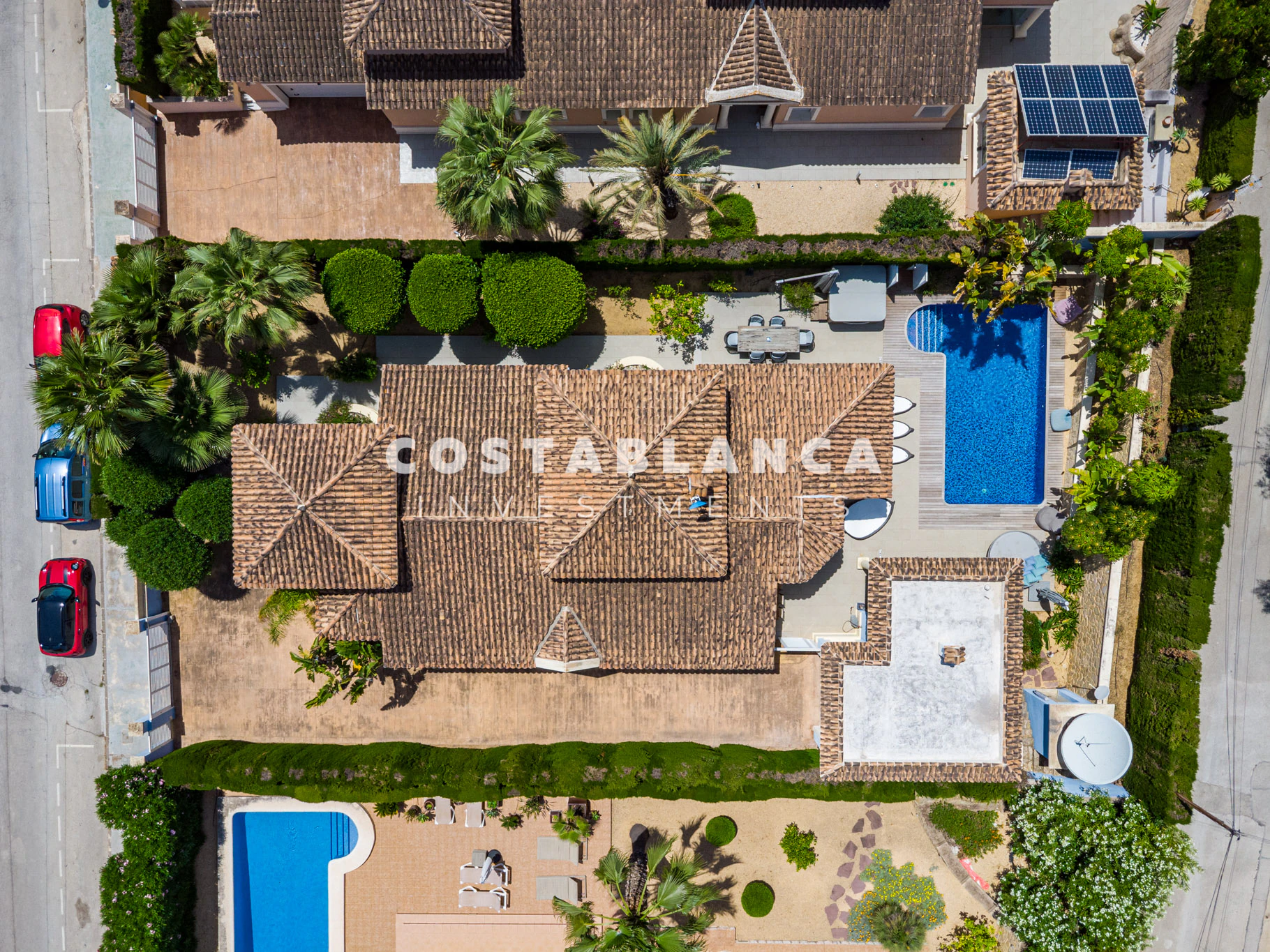Hermosa Villa en Calpe con Piscina y vistas a la Montaña