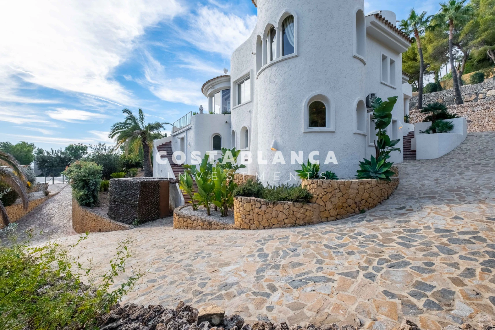 Ibiza Style Villa with Panoramic Views over Altea Bay and the Mediterranean Sea