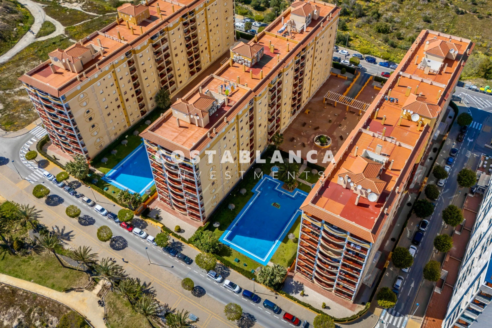Well Located Apartment Near the Beach with Excellent Rental Appeal for sale in Villajoyosa