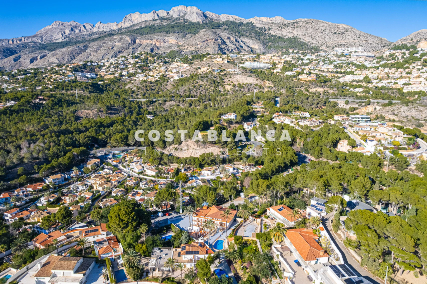 Centrally Located Hotel with Sea Views and Apartment Conversion Opportunity for sale in Altea