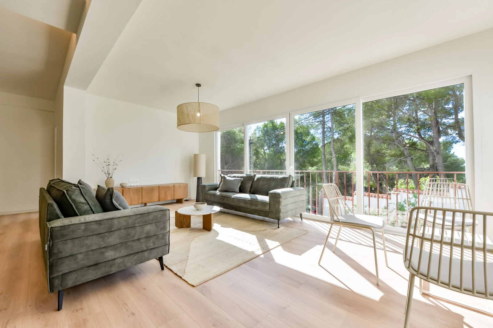 Fully Renovated One Level Villa for sale in Altea la Vella