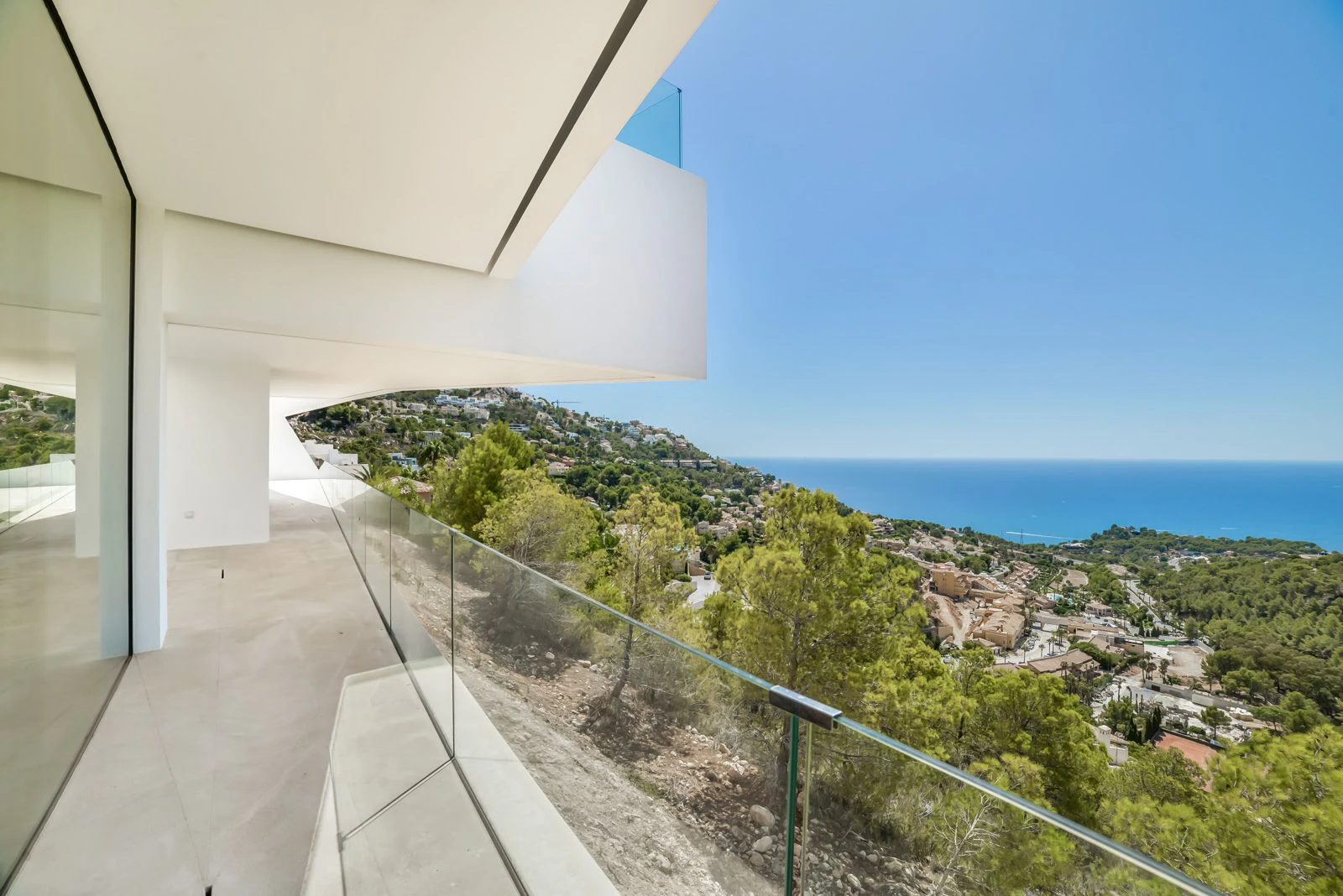 Villa de luxe avec vue panoramique sur la mer à vendre dans les collines d’Altea avec grande piscine