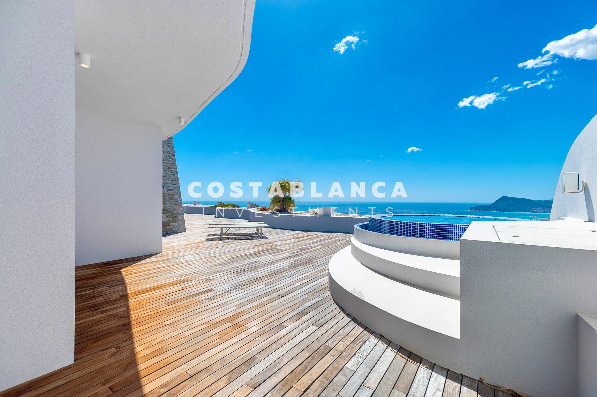 Luxury Penthouse with Panoramic Sea & Mountain Views for sale in Altea La Vella