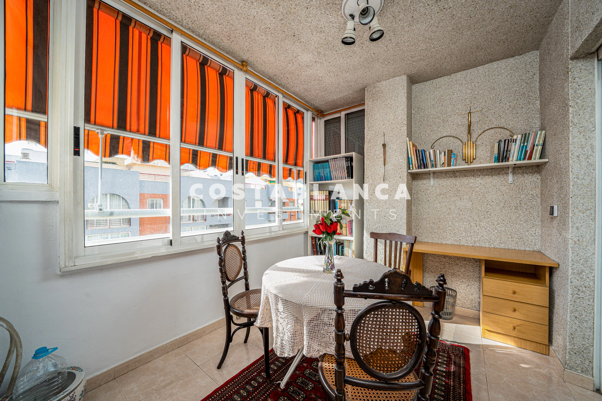 High Ceiling Apartment for sale in Alfaz del Pi