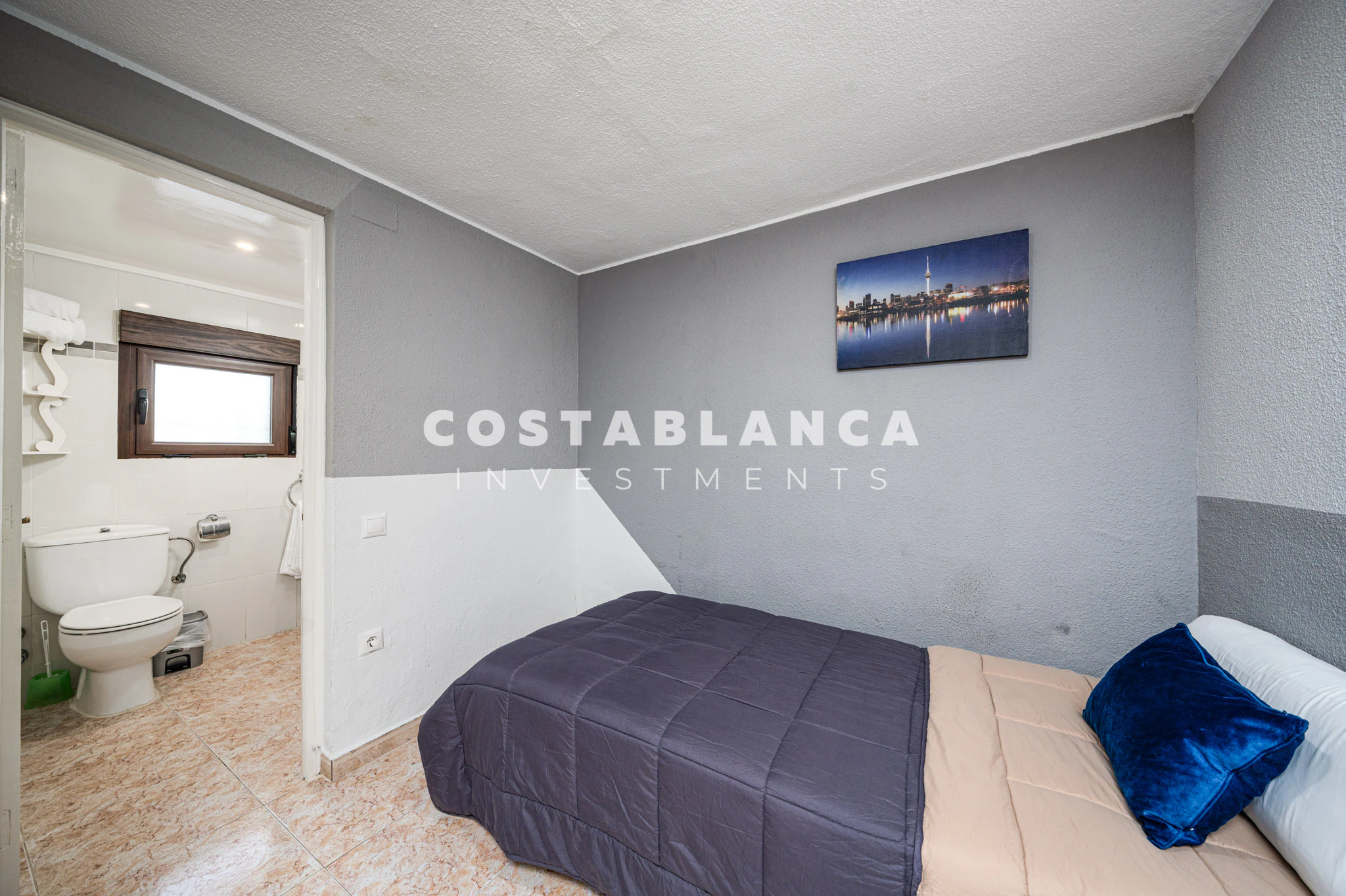 Centrally Located Hotel with Sea Views and Apartment Conversion Opportunity for sale in Altea